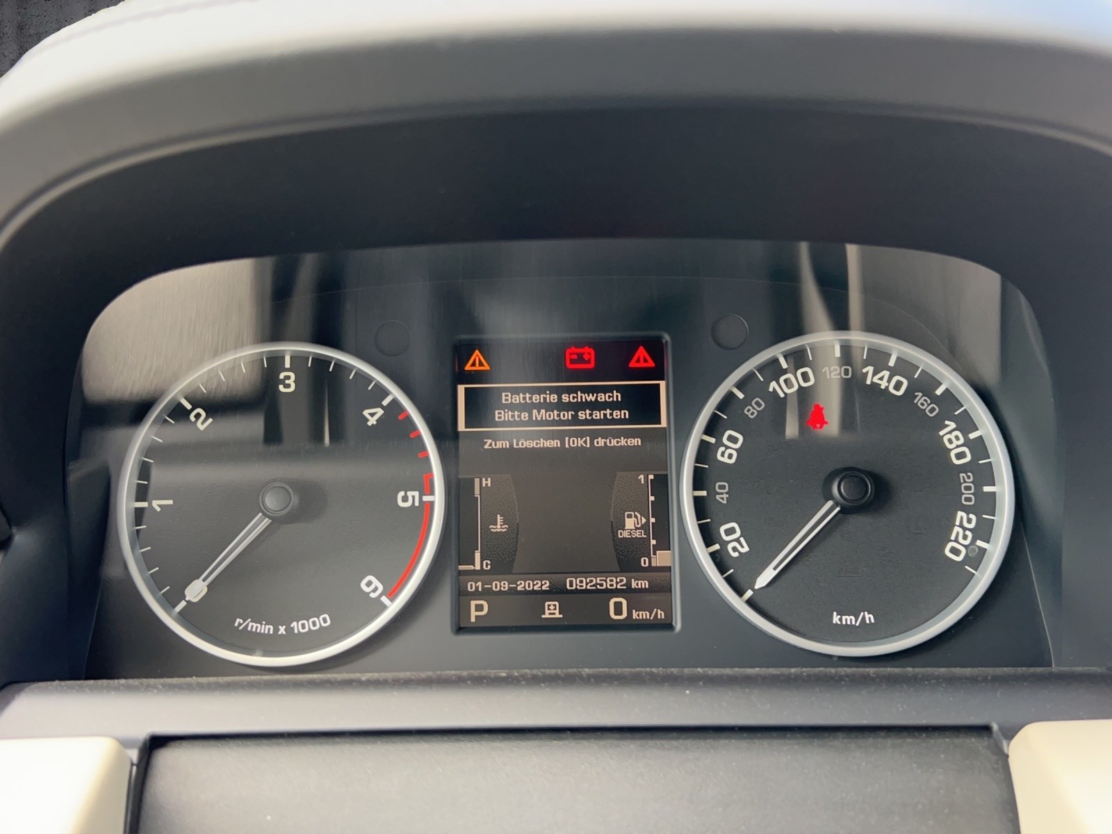 LAND ROVER Range Rover Sport 3.0 TDV6 Autobiography Automatic-image-15