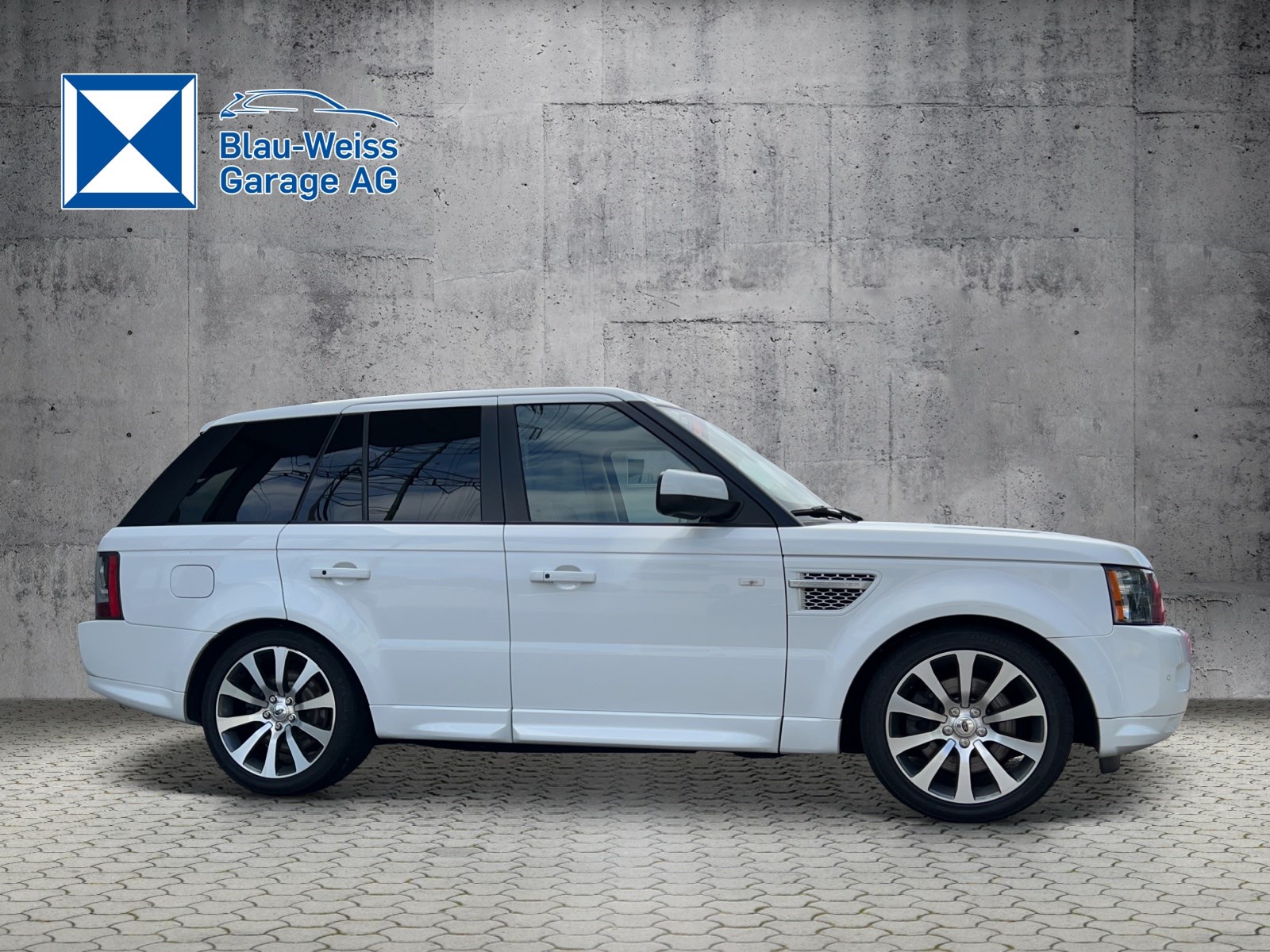 LAND ROVER Range Rover Sport 3.0 TDV6 Autobiography Automatic-image-3