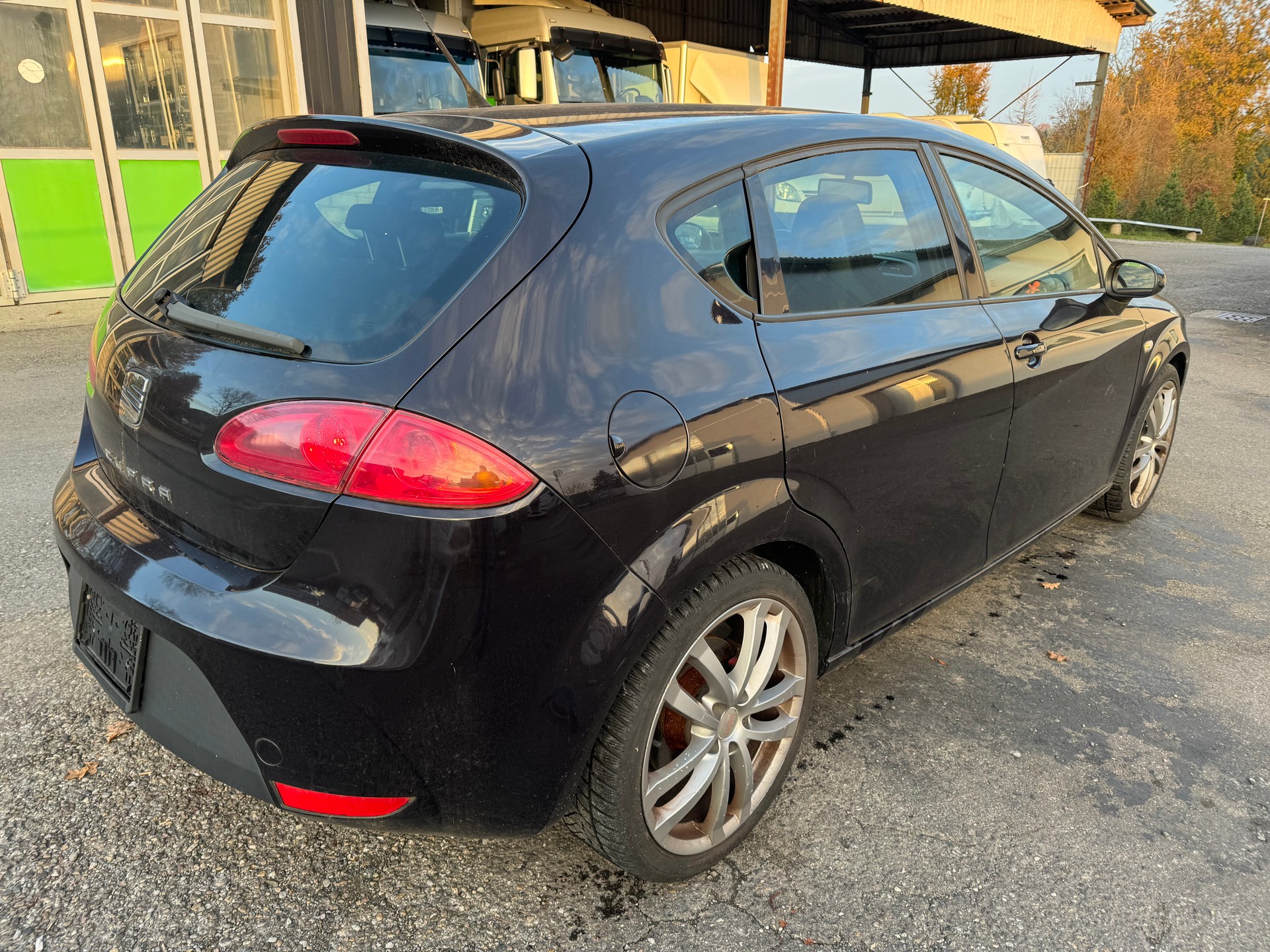SEAT Leon 2.0 TSI Cupra-image-3