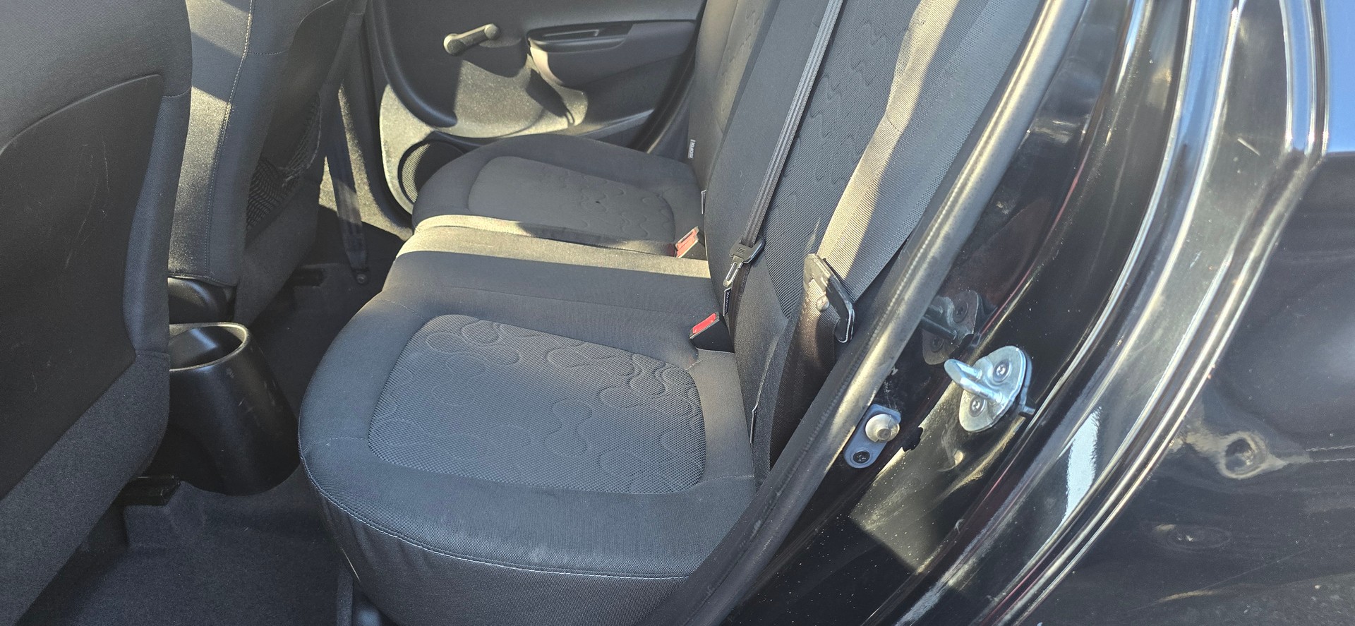 HYUNDAI i20 1.2 Comfort-image-9