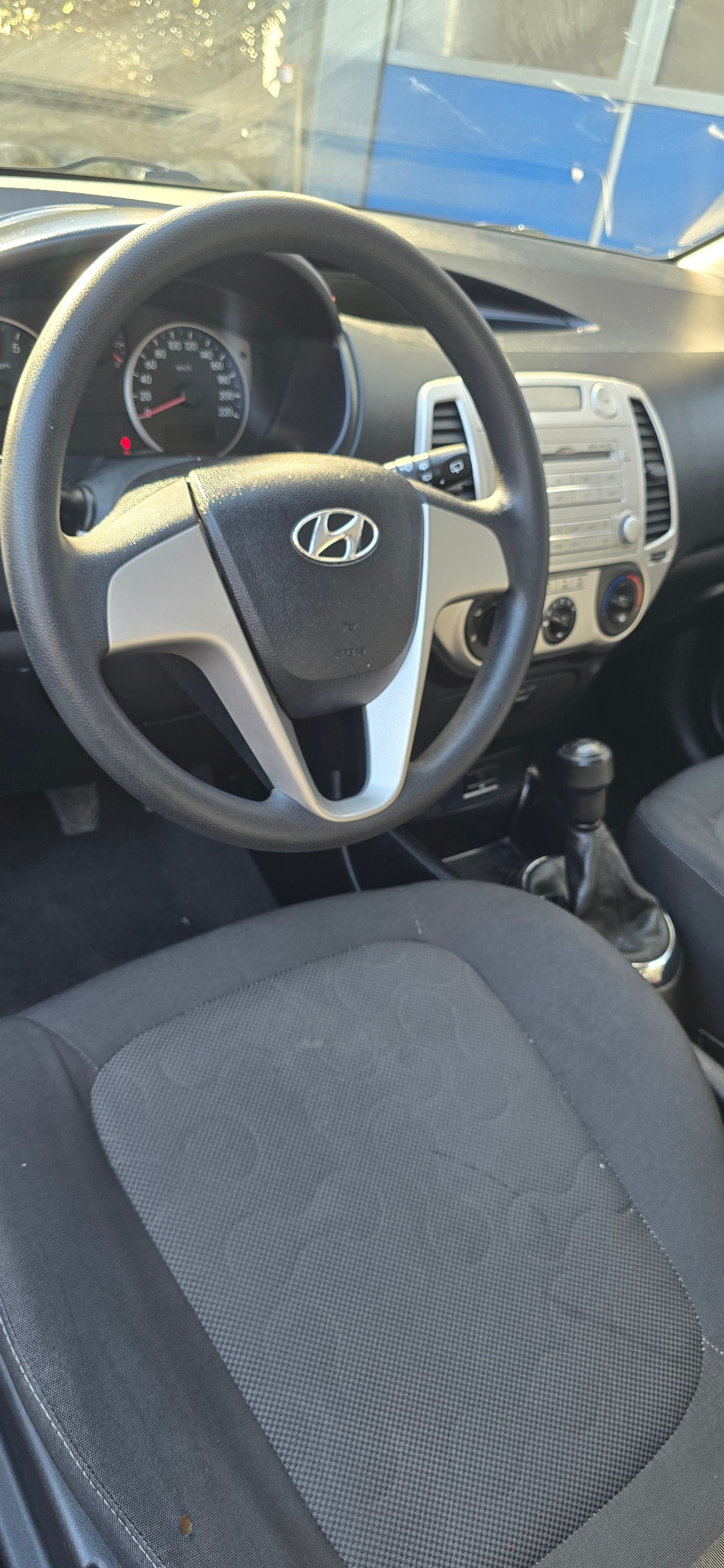 HYUNDAI i20 1.2 Comfort-image-7
