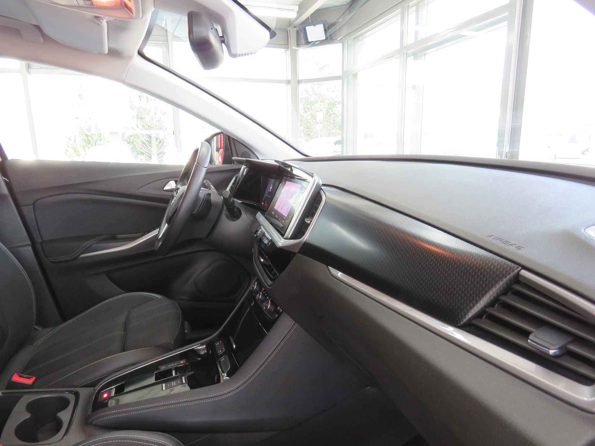 OPEL Grandland 1.2i TP GS Line Automatik-image-11