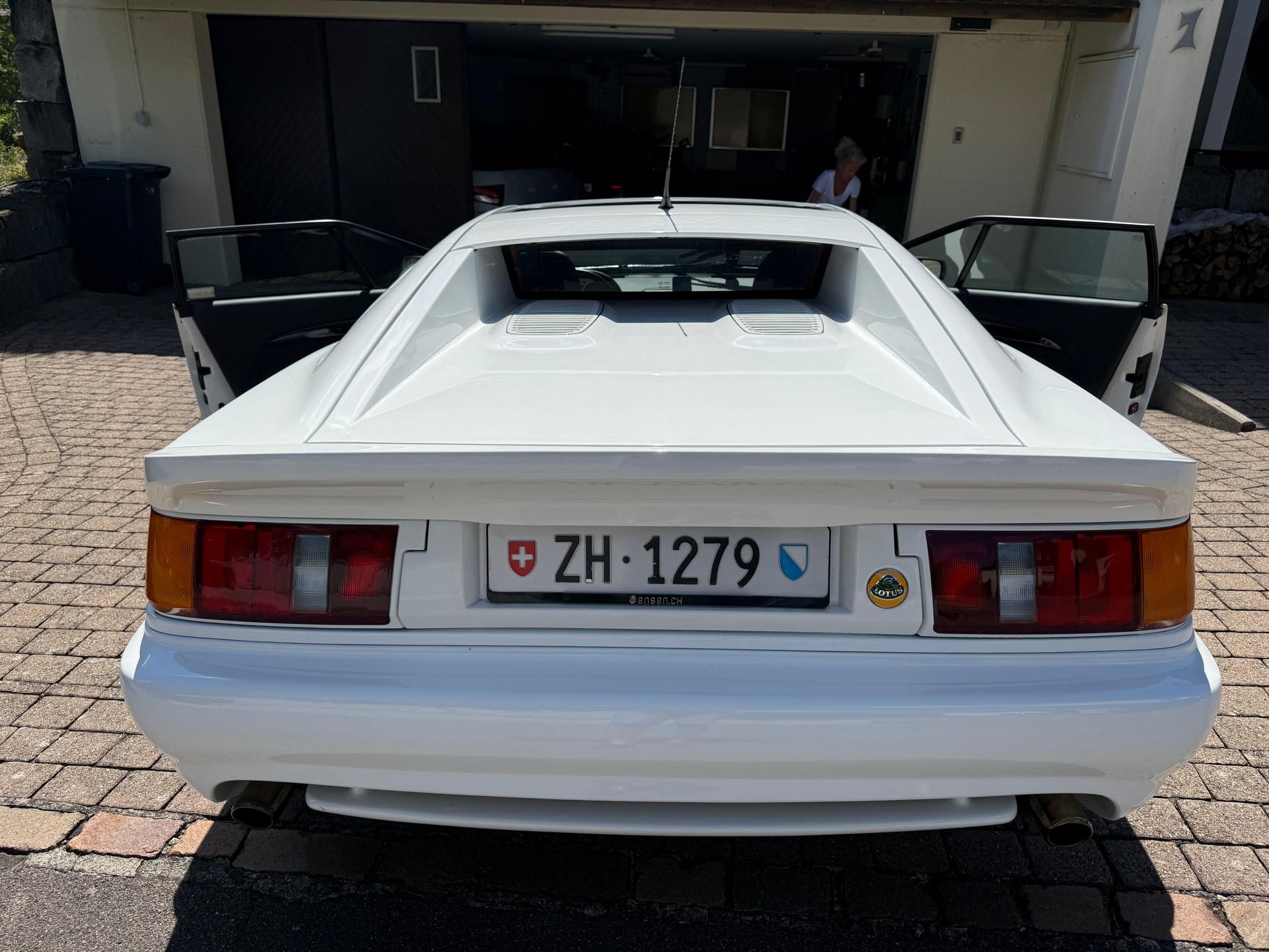 LOTUS Esprit 3.5 V8-image-1
