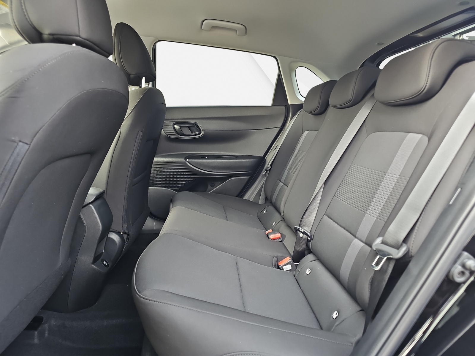 HYUNDAI i20 1.0 T-GDi Amplia-image-13