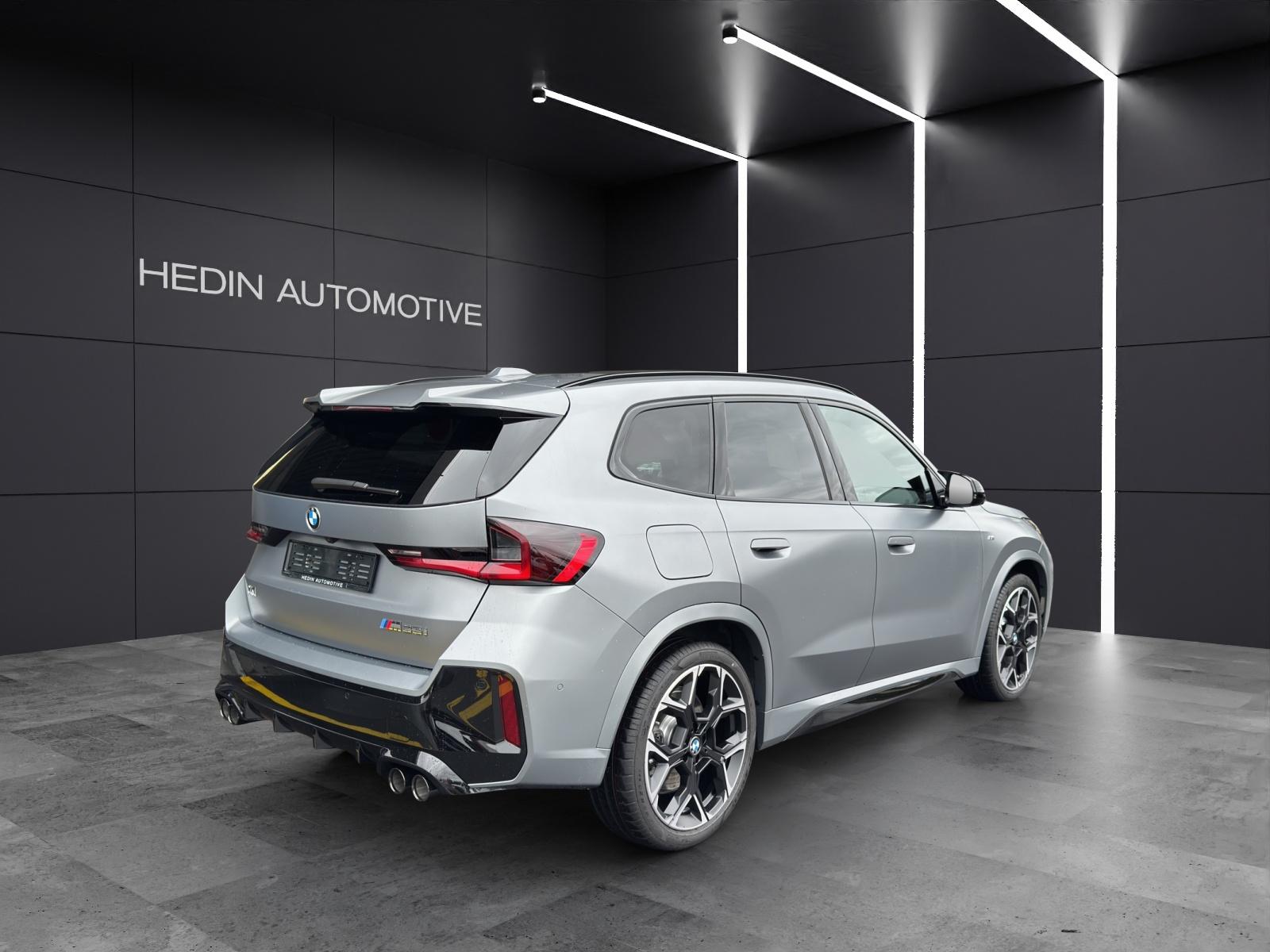 BMW X1 M35i-image-15