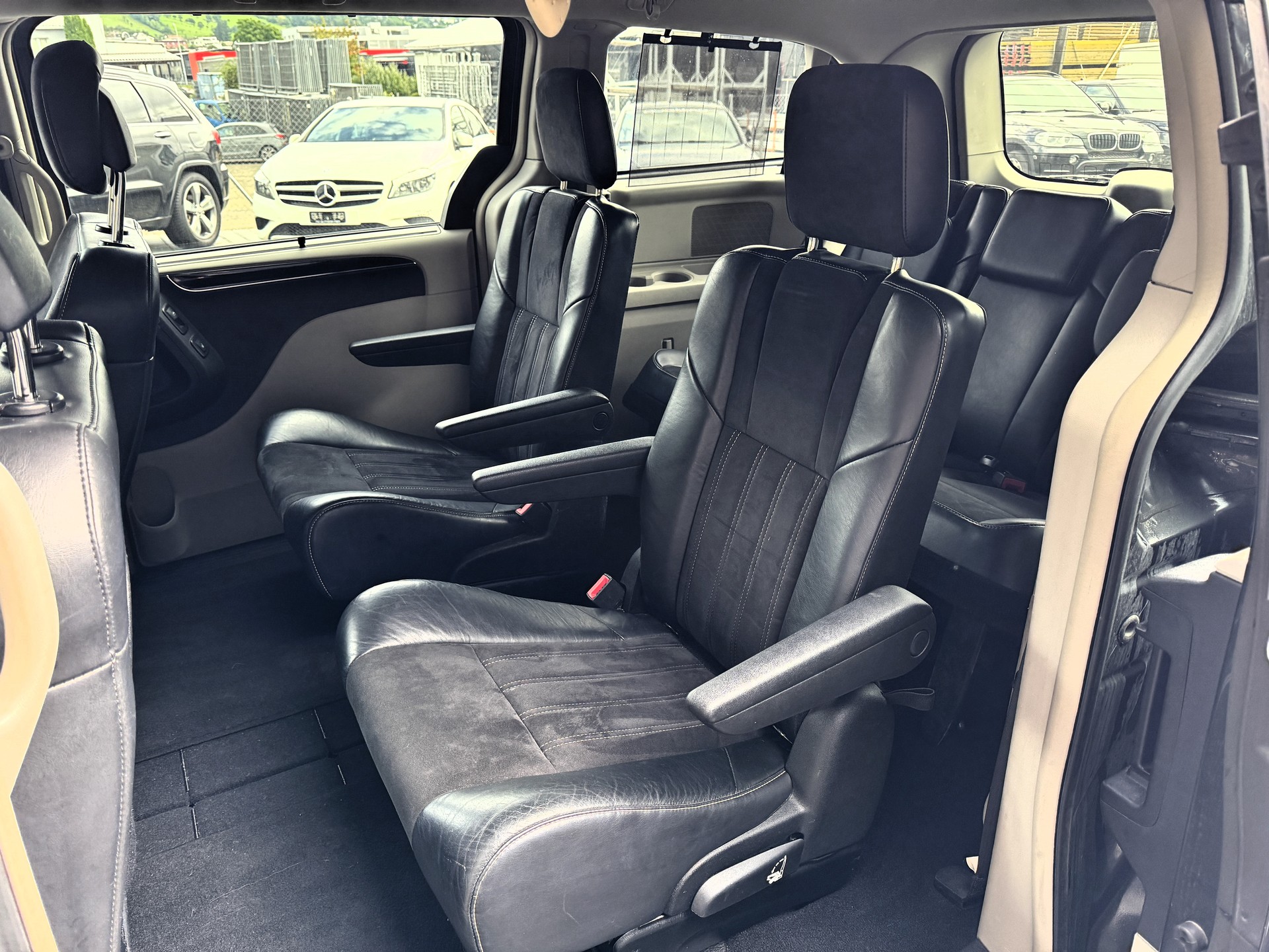 LANCIA Voyager 2.8D Gold Automatic-image-8