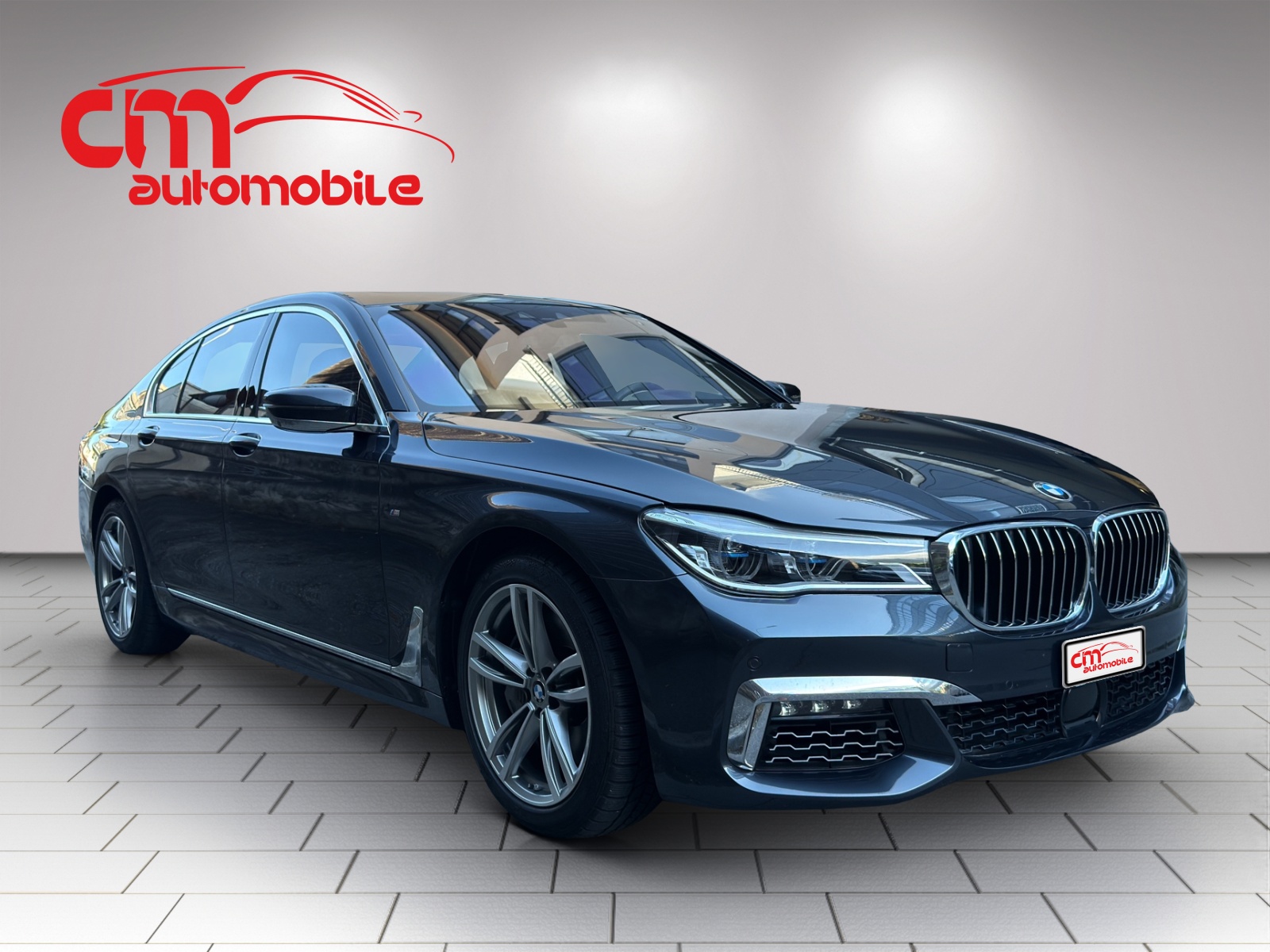 BMW 750d xDrive Steptronic//M-Sport-showroom-element-3