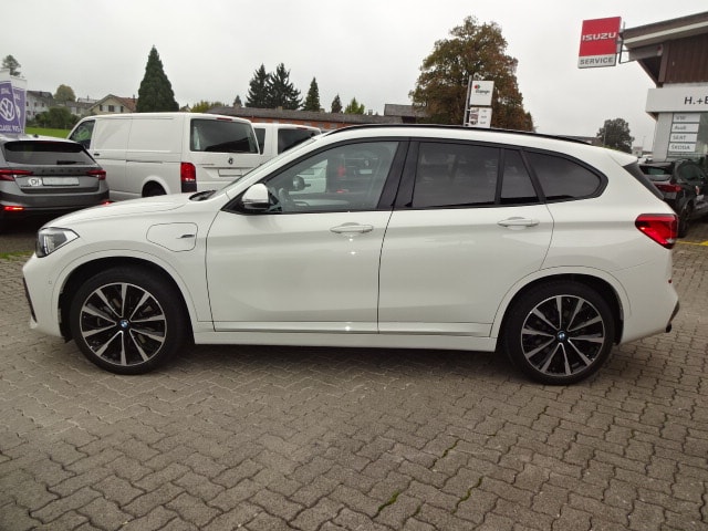 BMW X1 xDrive 25e M Sport Steptronic-image-1