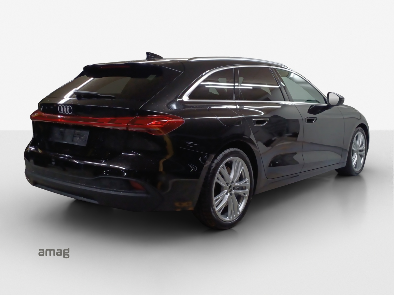 AUDI A5 Avant TDI 150 kW Attraction S tronic-image-4