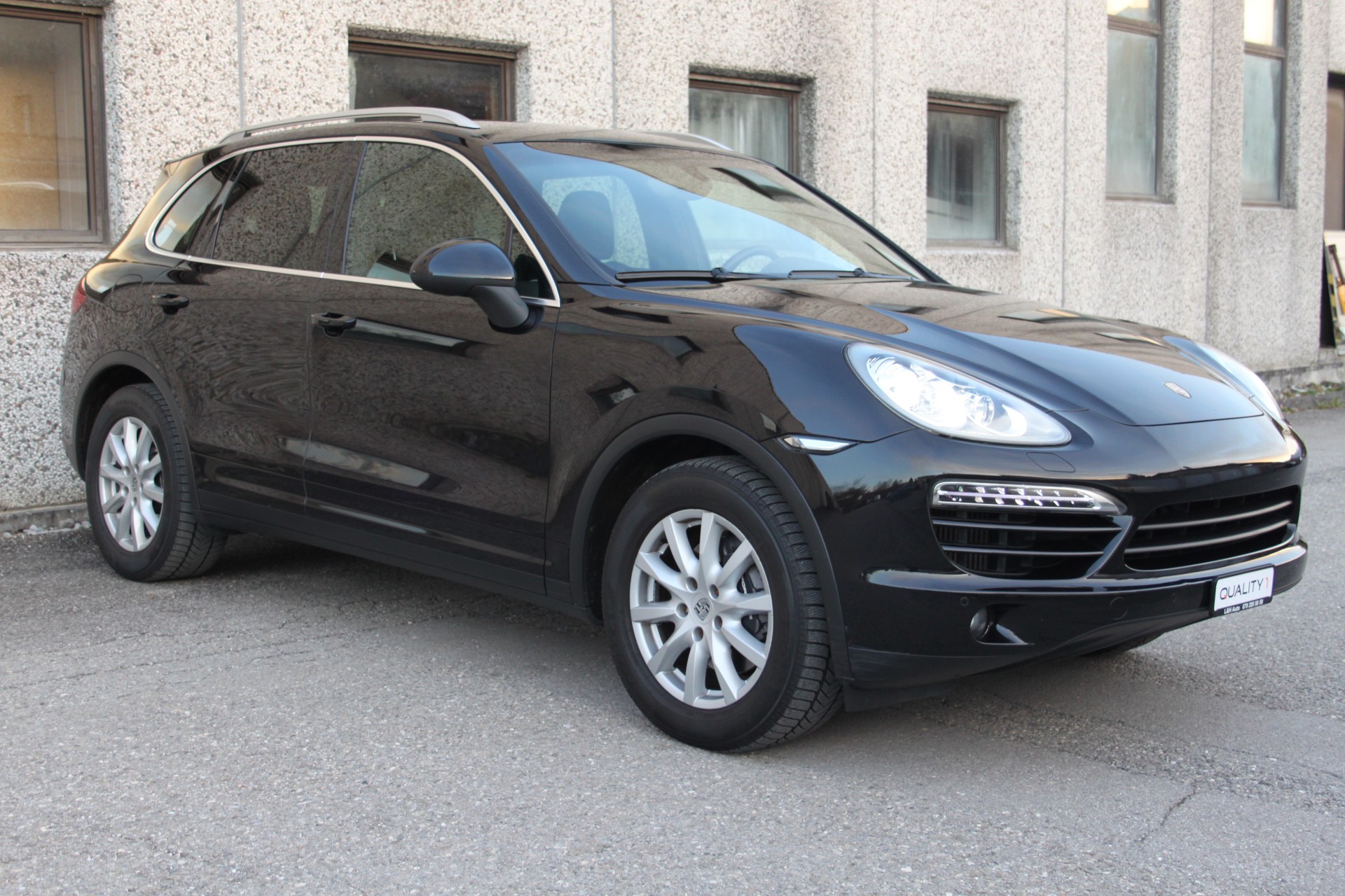 PORSCHE Cayenne Diesel-image-2
