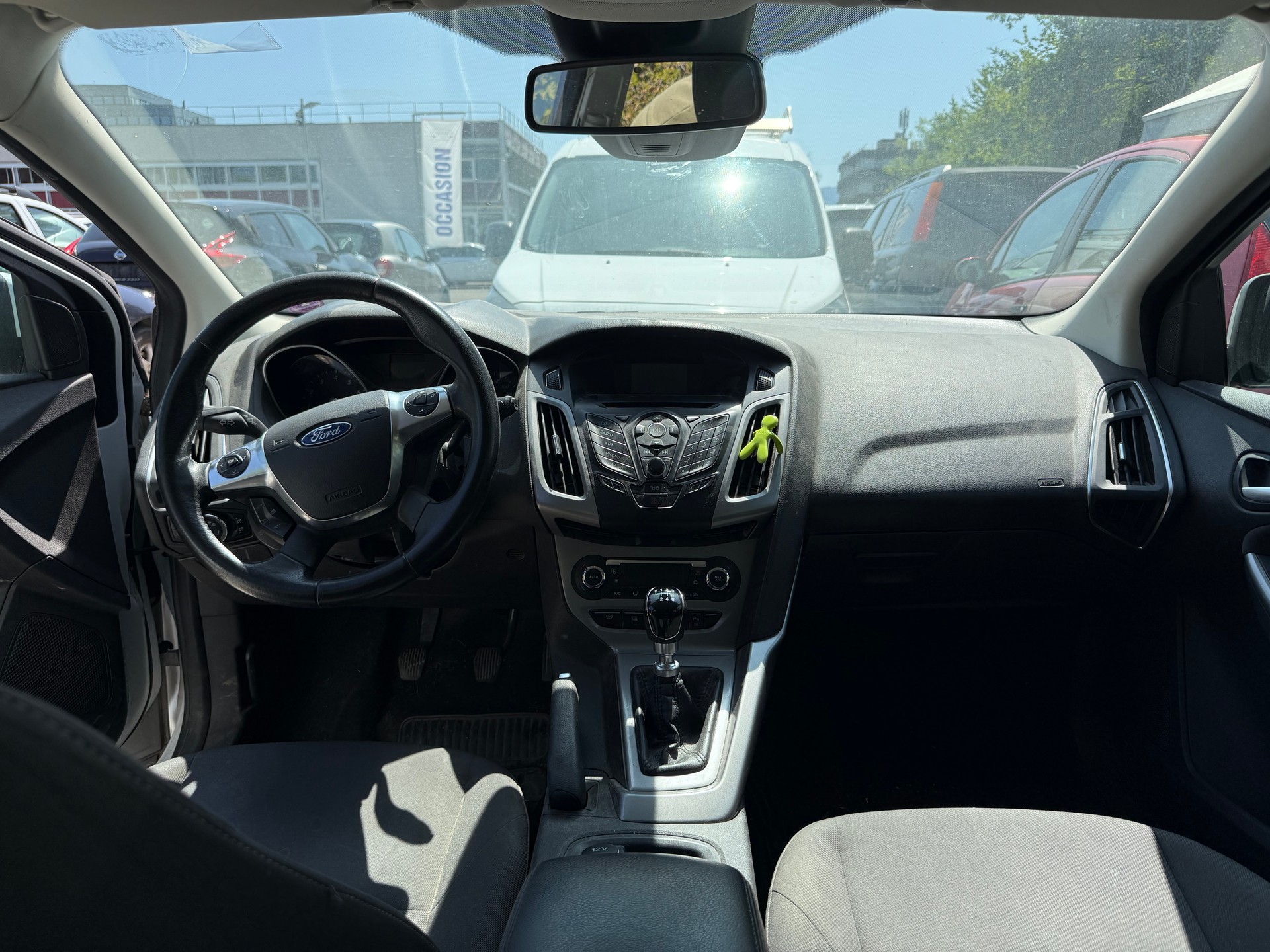 FORD Focus 1.0 SCTi Titanium-image-7