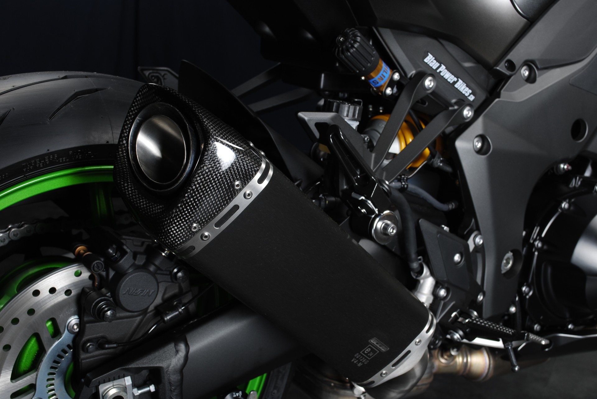 KAWASAKI Z1100 SE MY26 - Umbau-showroom-element-1