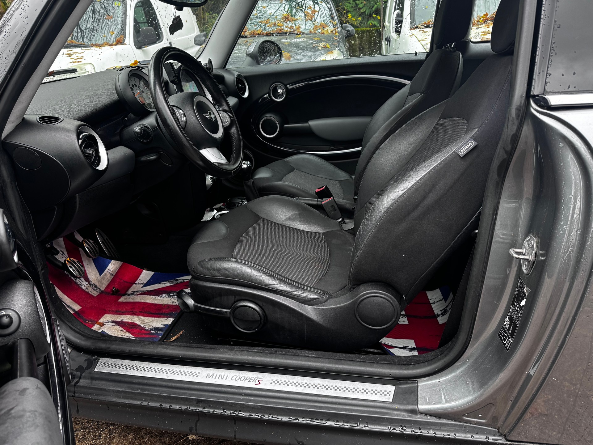 MINI Cooper S-image-7