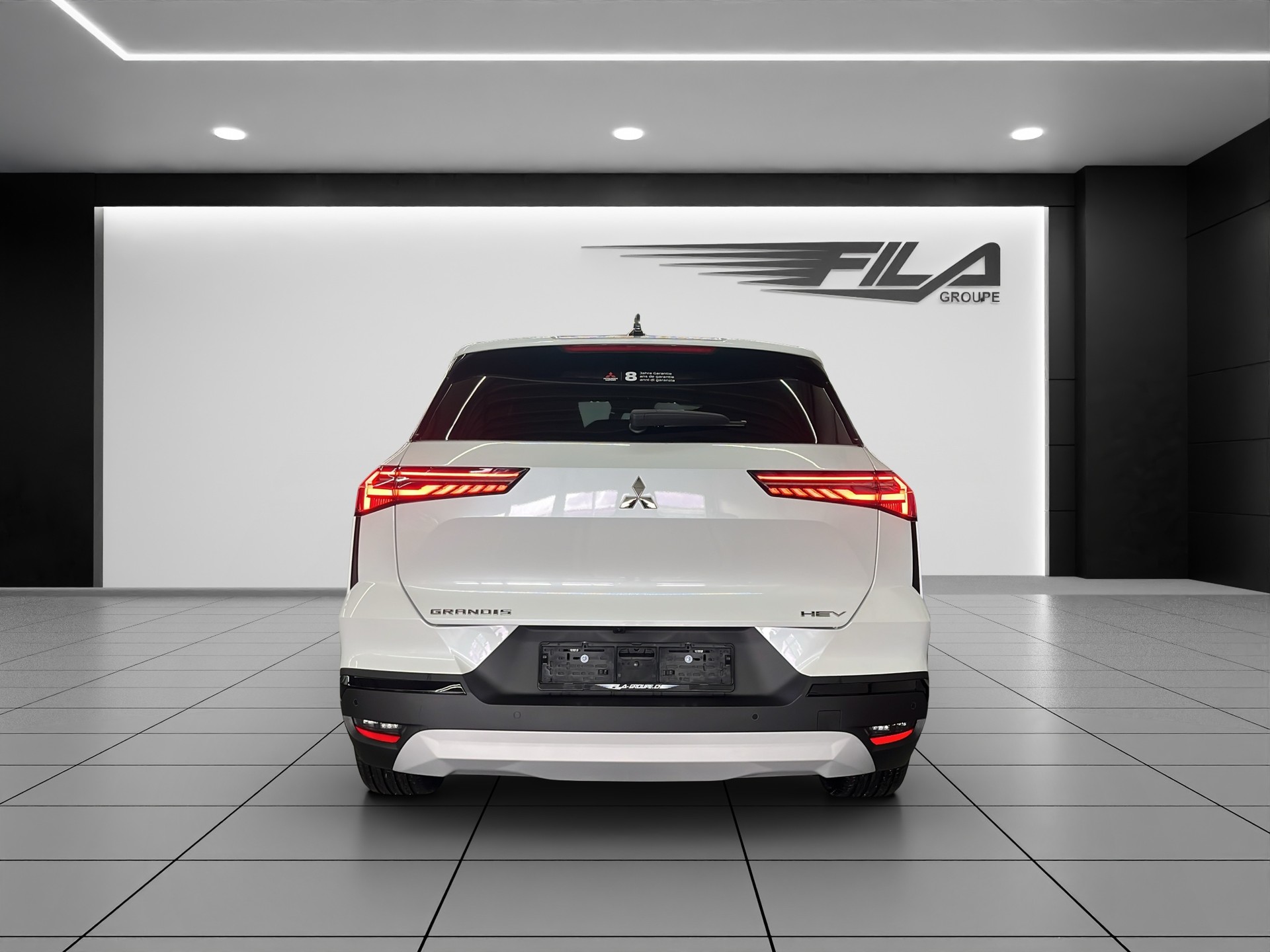 MITSUBISHI GRANDIS 1.8 HEV Instyle-image-4
