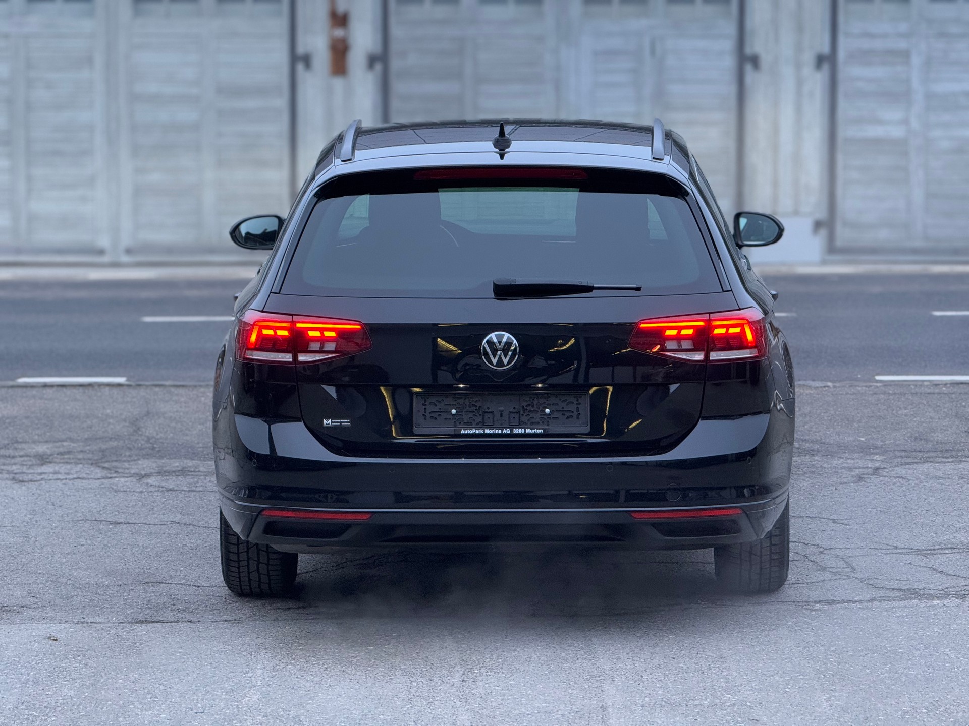 VW Passat 2.0 TDI BMT Business 4Motion DSG-image-5