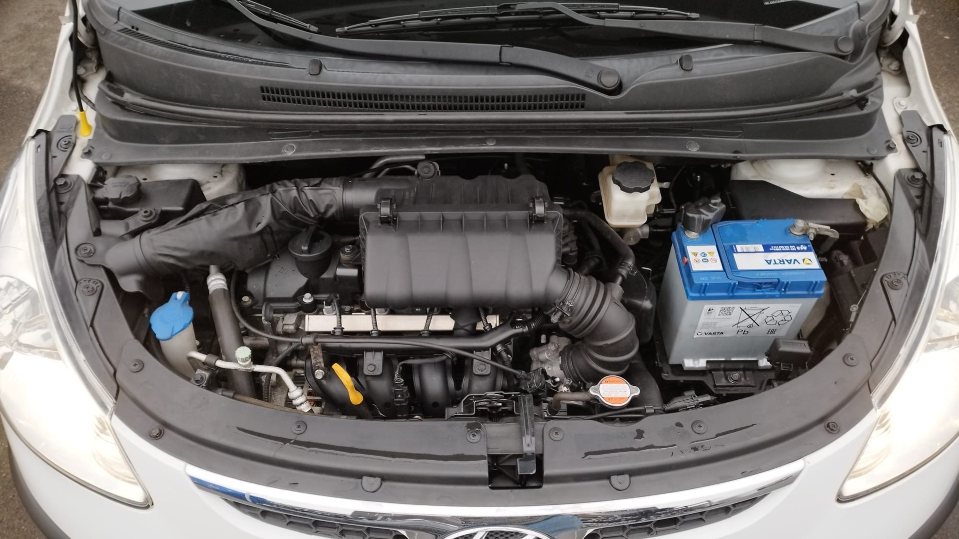 HYUNDAI i10 1.2 Style-image-11