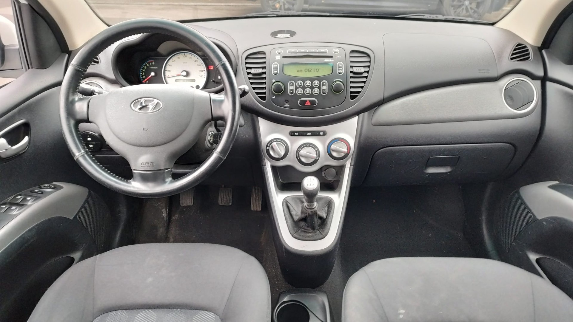 HYUNDAI i10 1.2 Style-image-10
