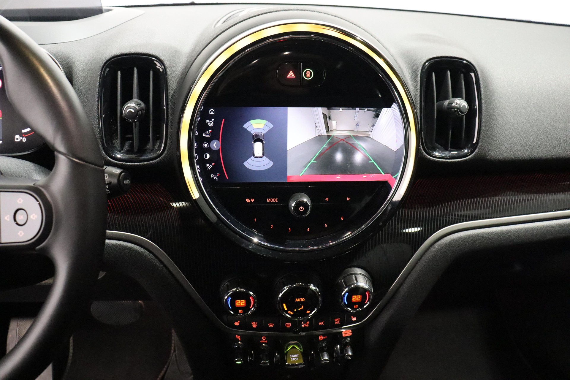 MINI Countryman F60 1.5i Cooper S E ALL4-image-15