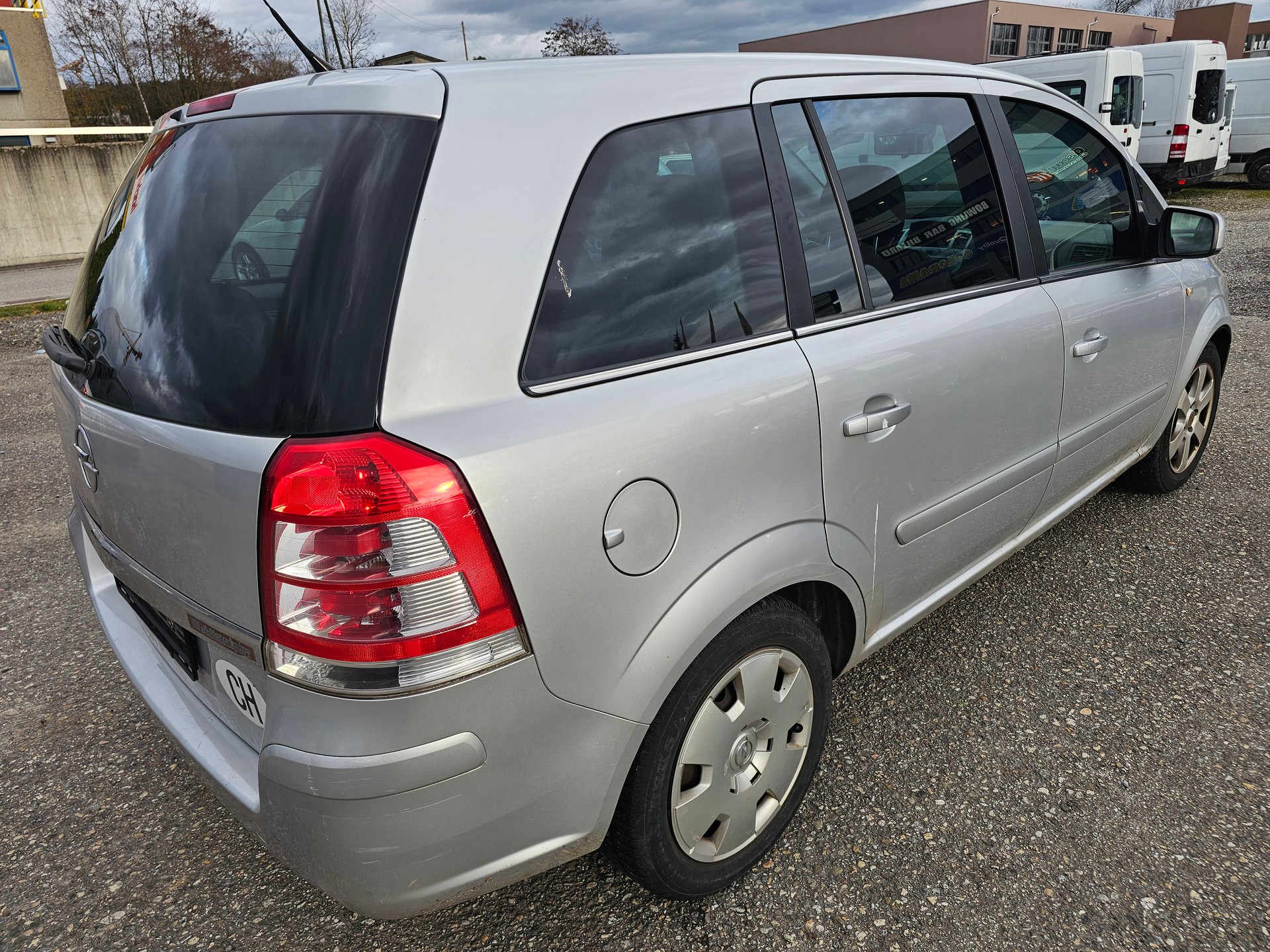 OPEL Zafira 2.2i 16V Edition Automatic-image-6