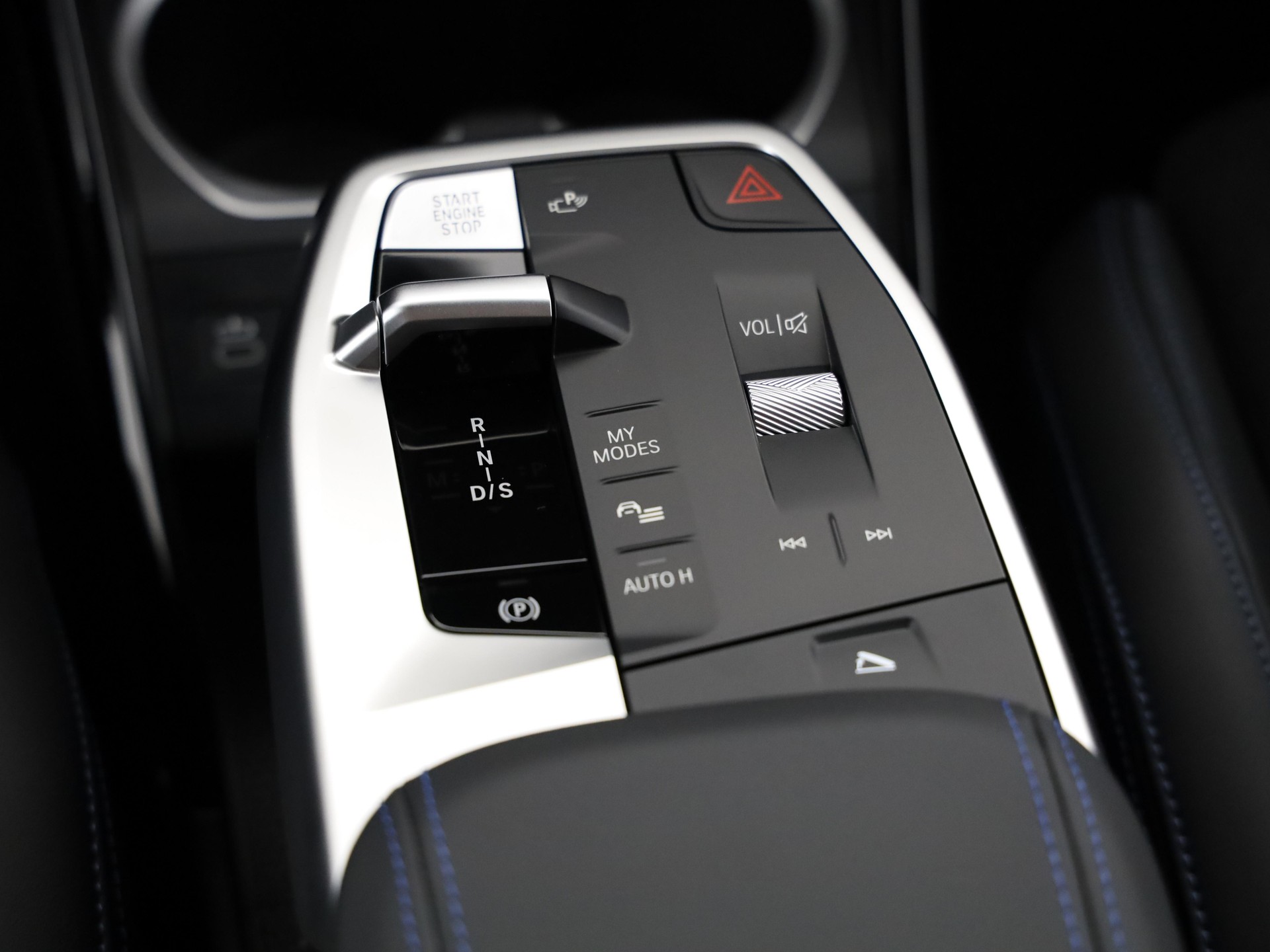 BMW X2 20d xDrive paddles-image-18