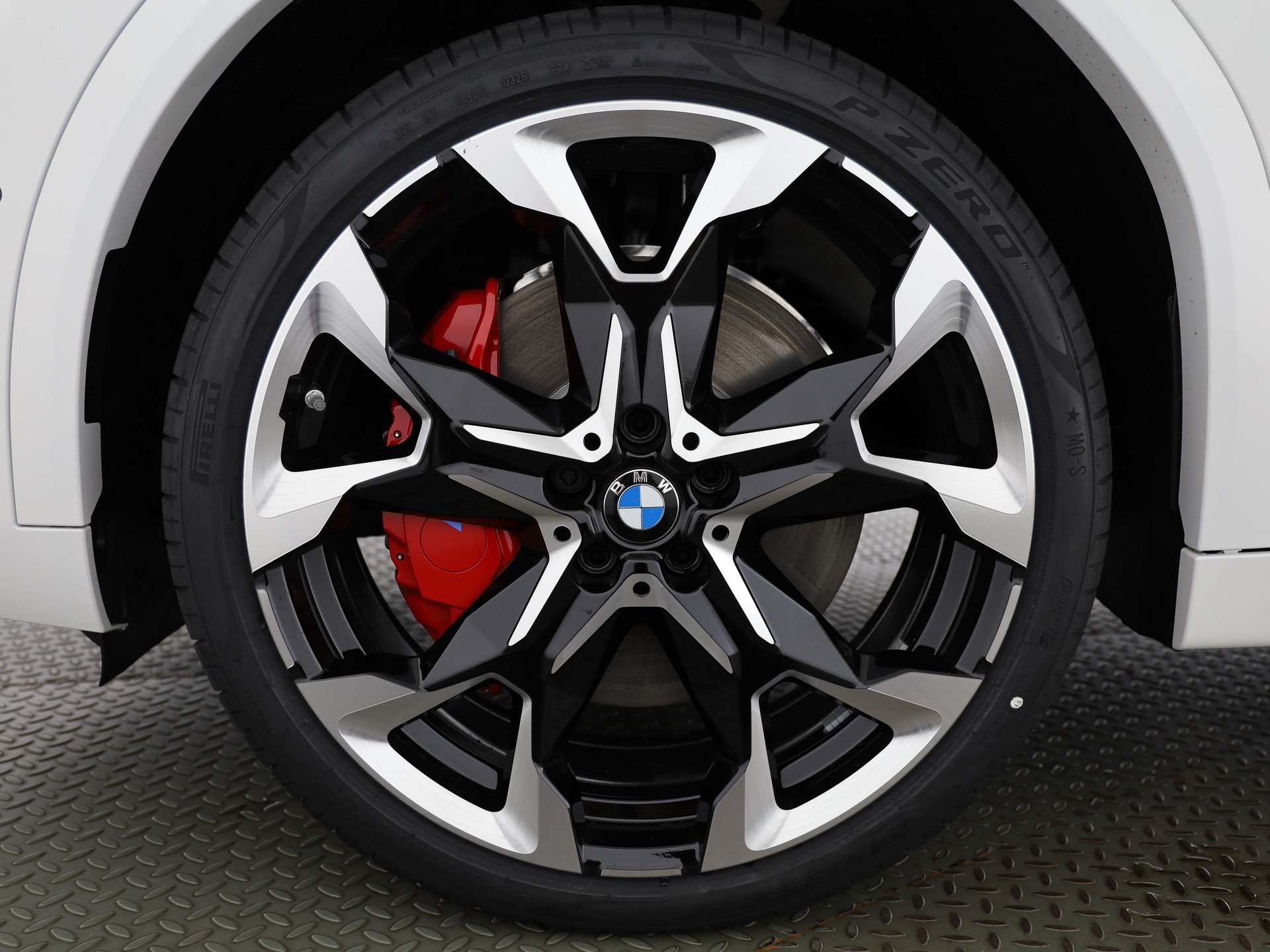 BMW X2 20d xDrive paddles-image-6
