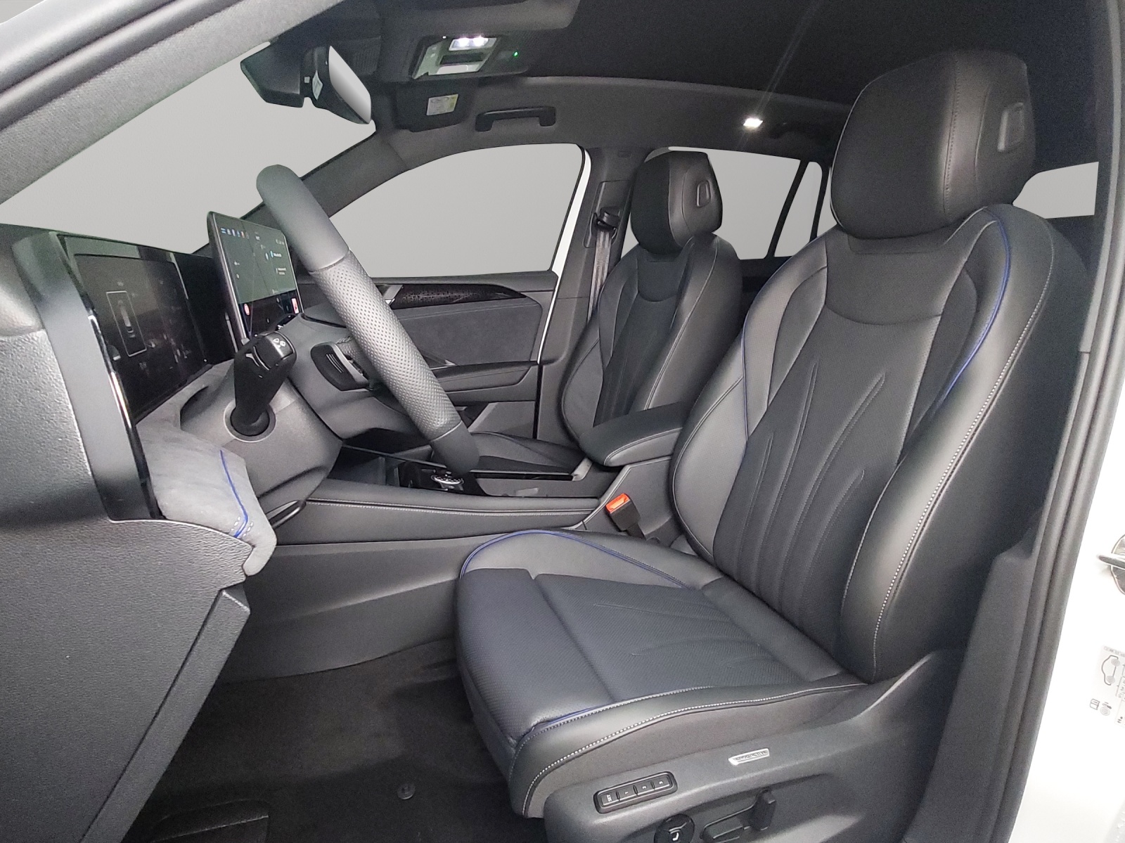 VW Tiguan 2.0 TDI SCR R-Line 4Motion DSG-image-5