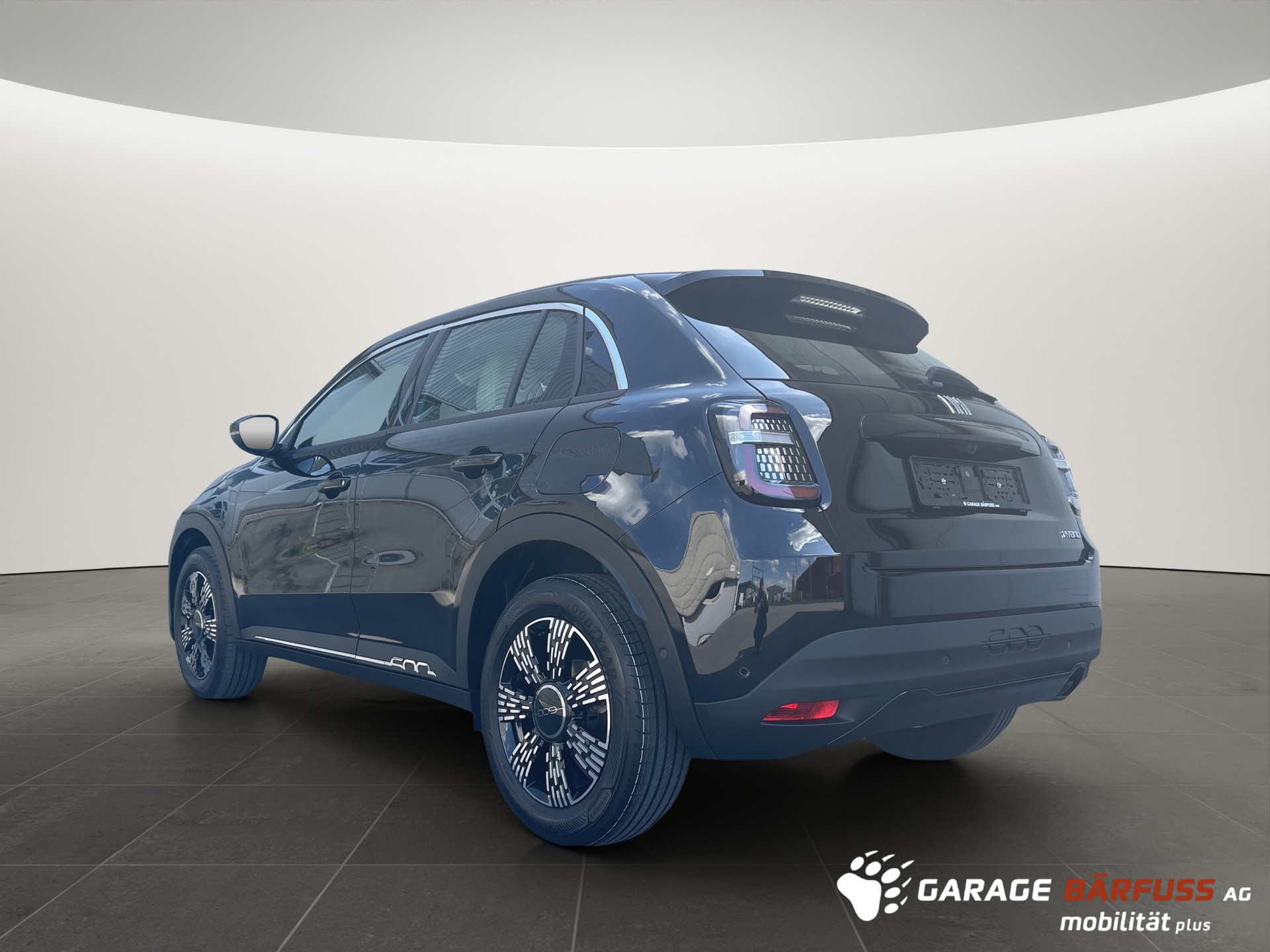 FIAT 600 1.2 Hybrid Cult-showroom-element-1