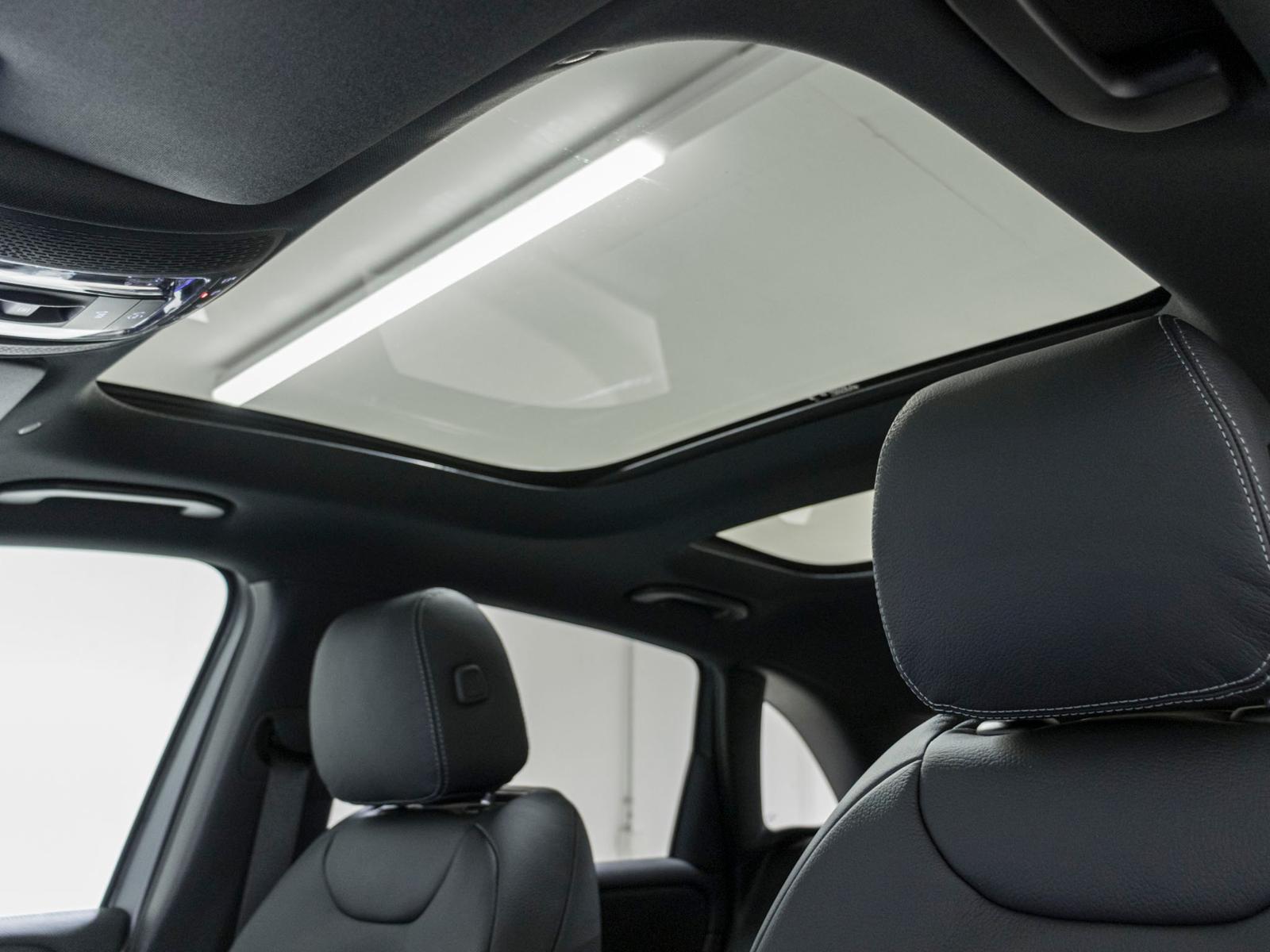 MERCEDES-BENZ B 250 4MATIC-image-9