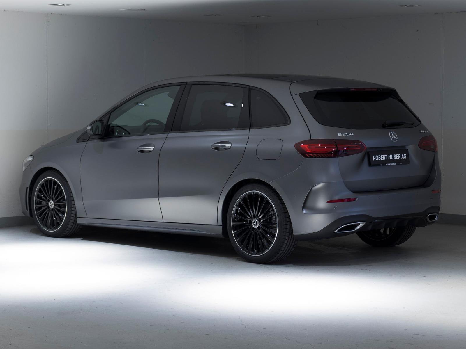 MERCEDES-BENZ B 250 4MATIC-image-4