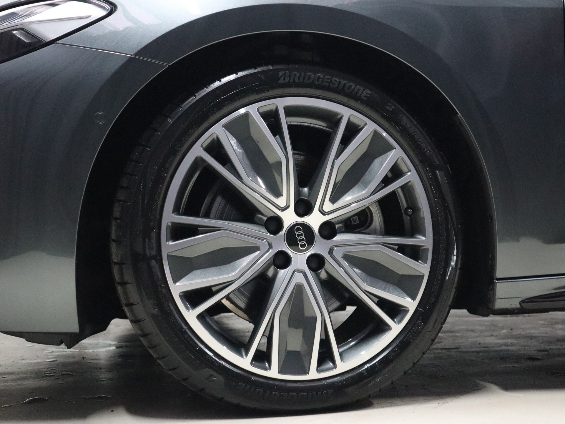AUDI A5 Avant 2.0 TDI S tronic S Line Edition - Navi - MMI Beifahrerdisplay - Matrix LED - Keyless - 360° Kamera - 204 PS-image-7