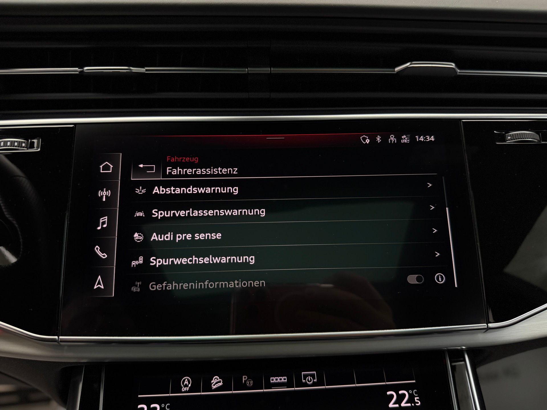 AUDI Q8 55 TFSI S-Line 340PS quattro Pure White tiptronic / Panoramadach / 360° Kamera / B&O Sound / Komfortschlüssel /-image-20