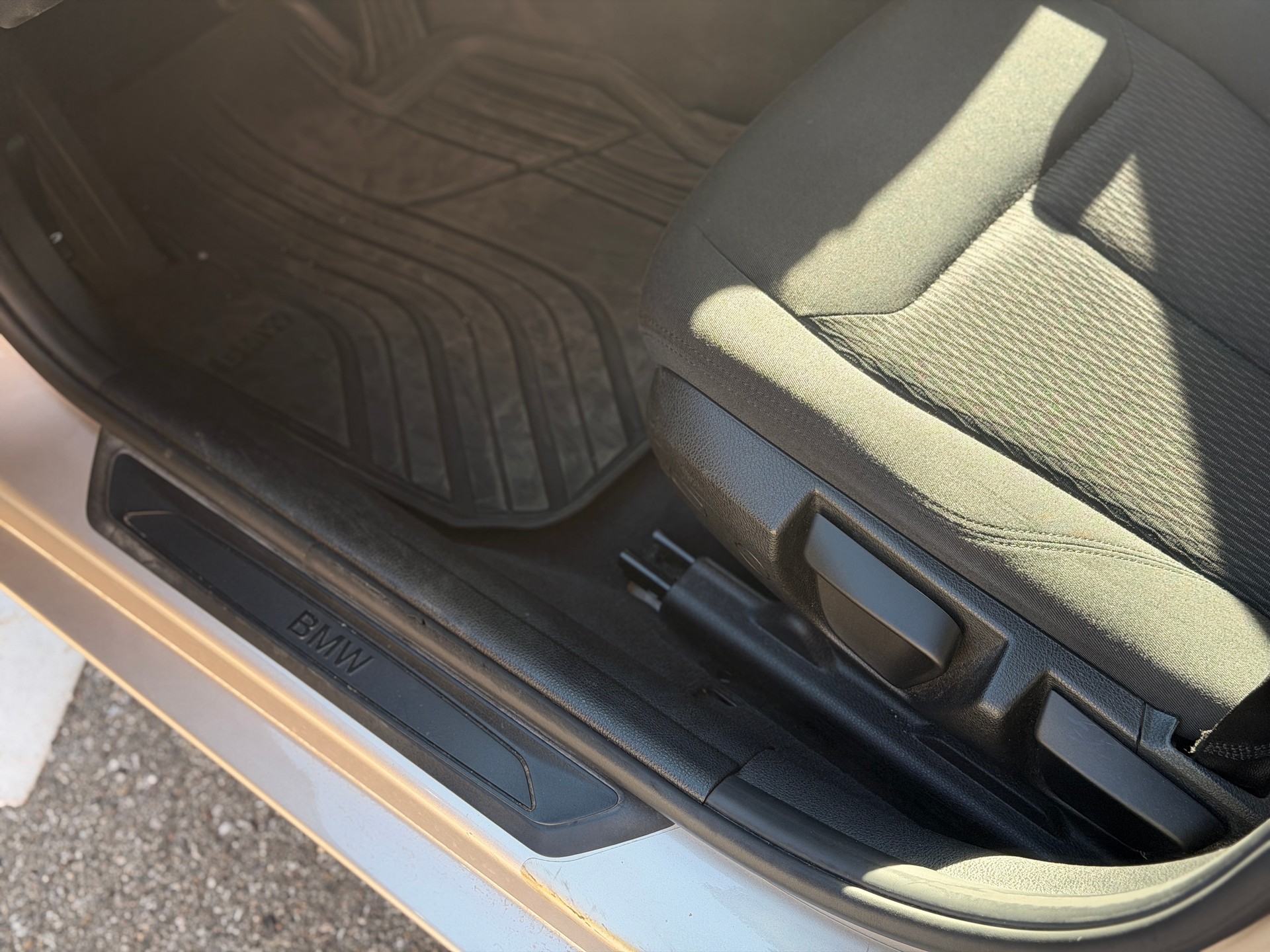 BMW 320d xDrive Touring Sport Line Steptronic-image-15