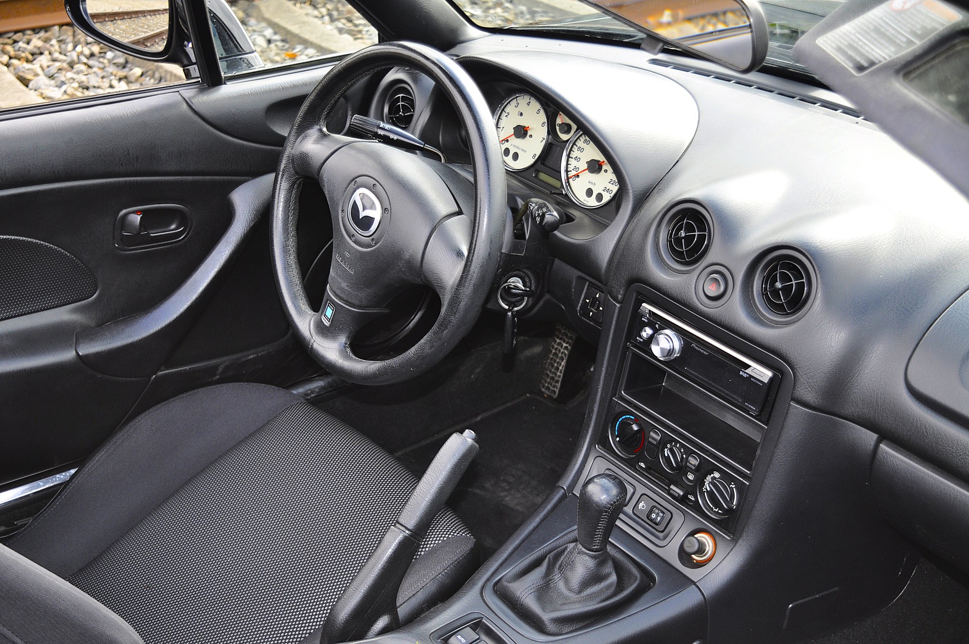 MAZDA MX-5 1.8i-16 Phoenix Youngster-image-11