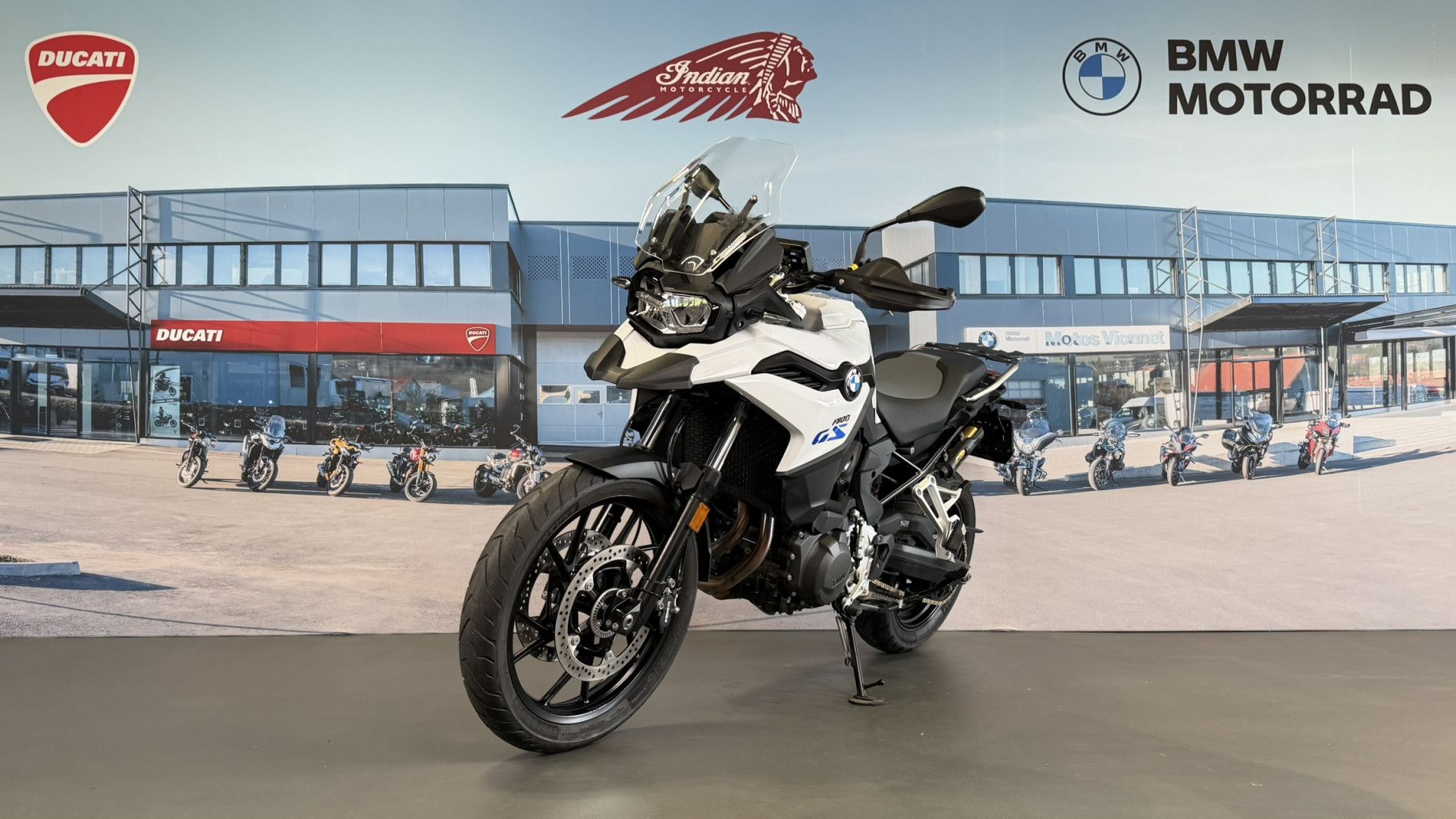 BMW F 800 GS-showroom-element-2