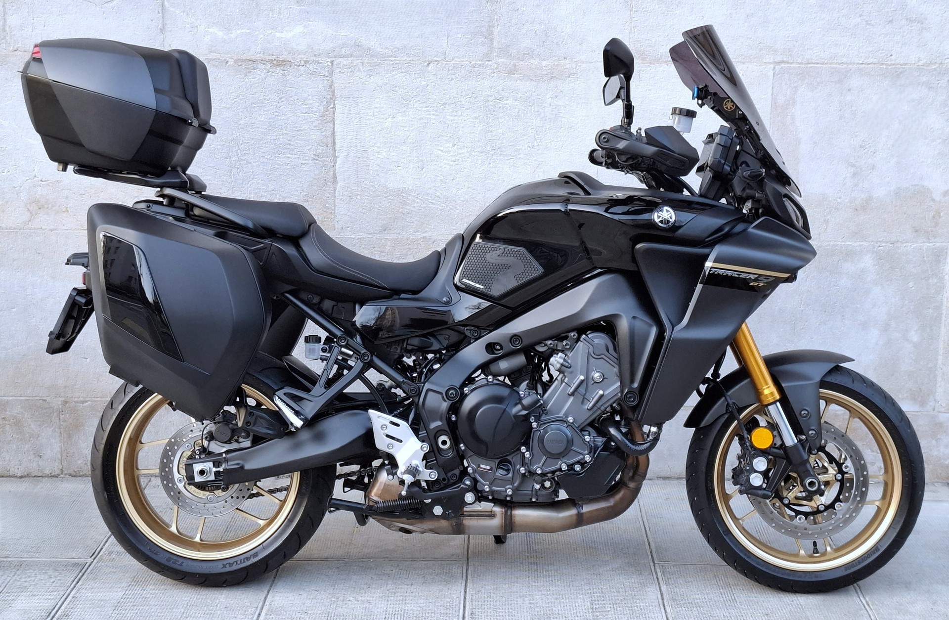 YAMAHA Tracer 9 GT+-showroom-element-1