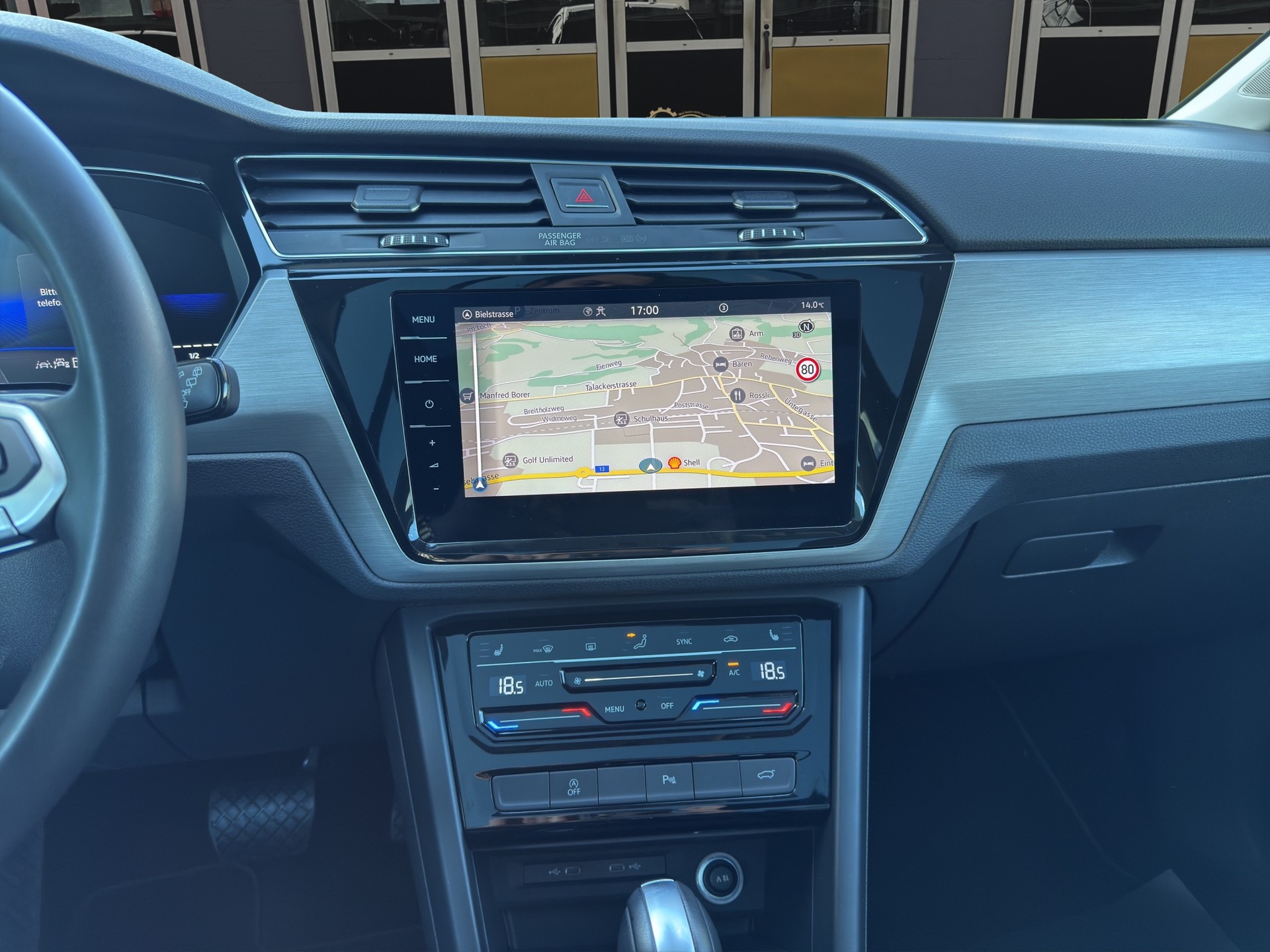 VW Touran 2.0 TDI SCR Comfortline DSG-image-16