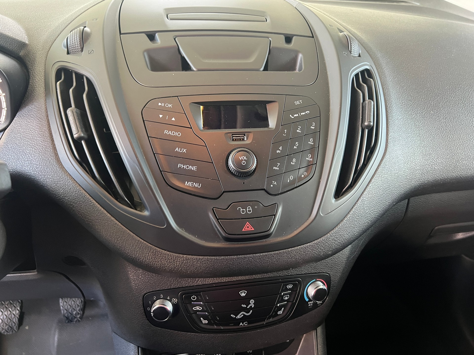 FORD Transit Courier Van 1.5 TDCi Trend-image-11