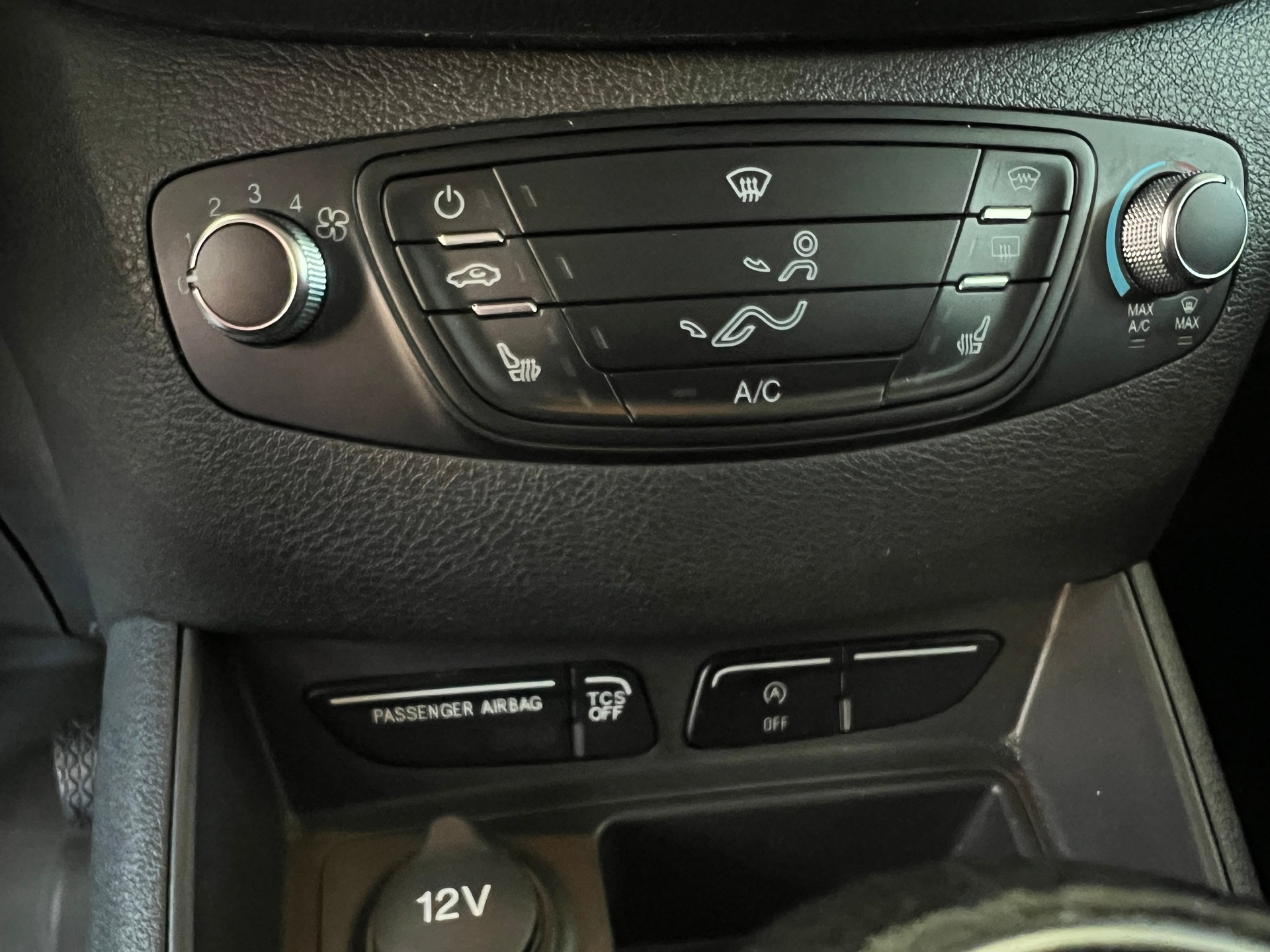 FORD Transit Courier Van 1.5 TDCi Trend-image-10
