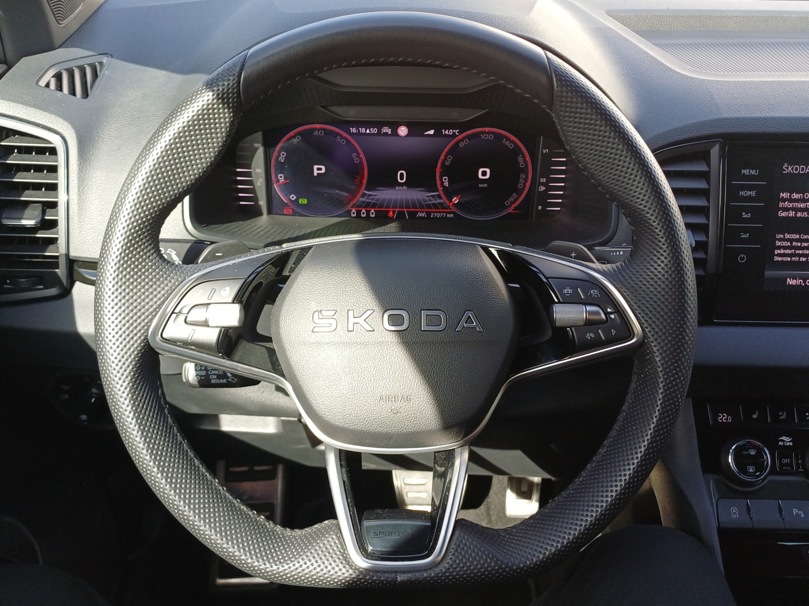 SKODA Karoq 2.0 TSI SportLine 4x4 DSG-image-9