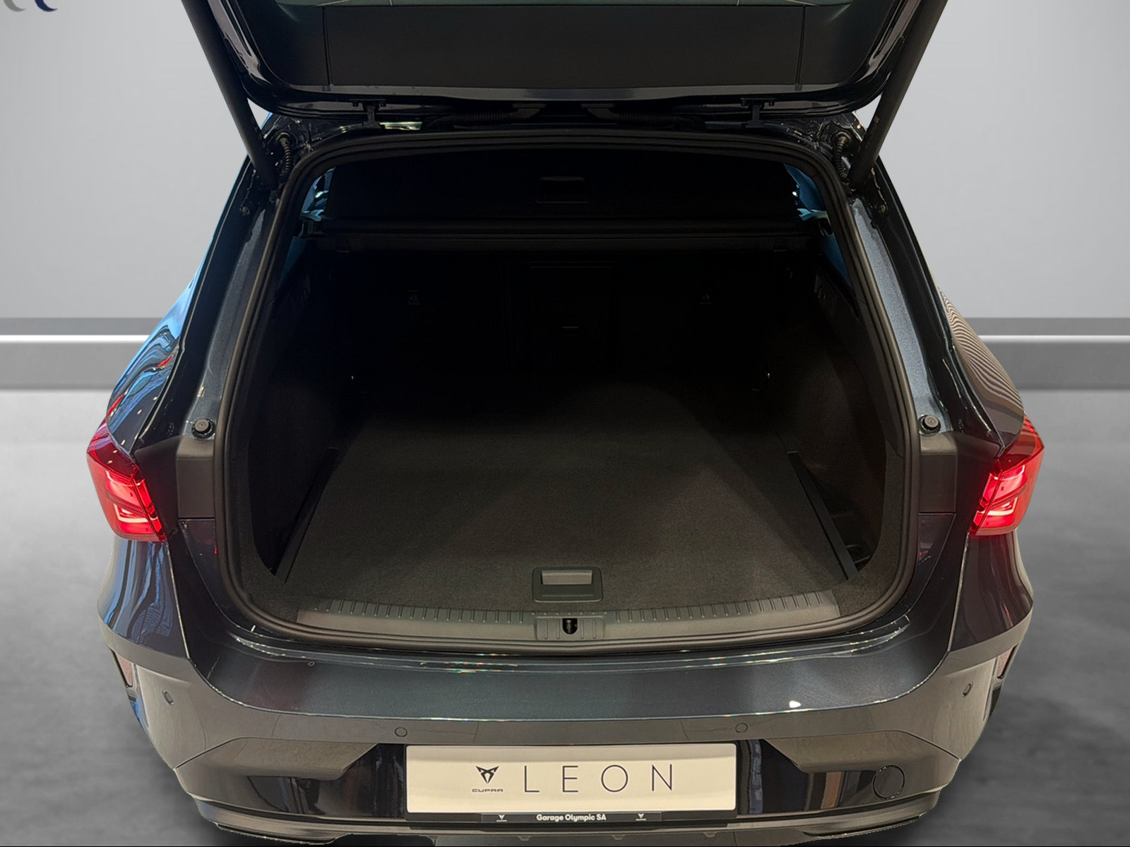 CUPRA LEON ST 2.0 TSI Prime Edition DSG 4Drive-image-6