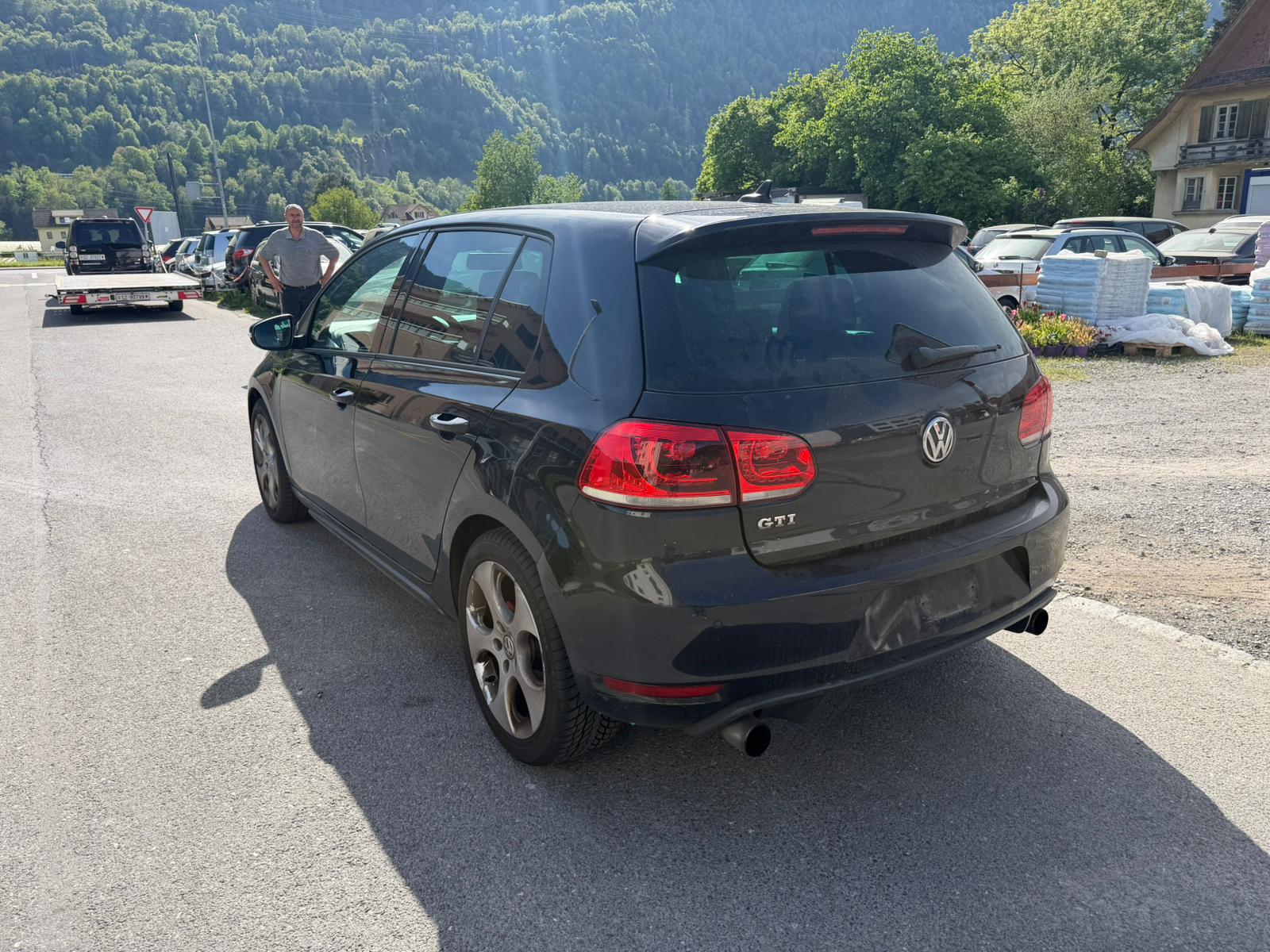 VW Golf 2.0 TSI GTI-image-3