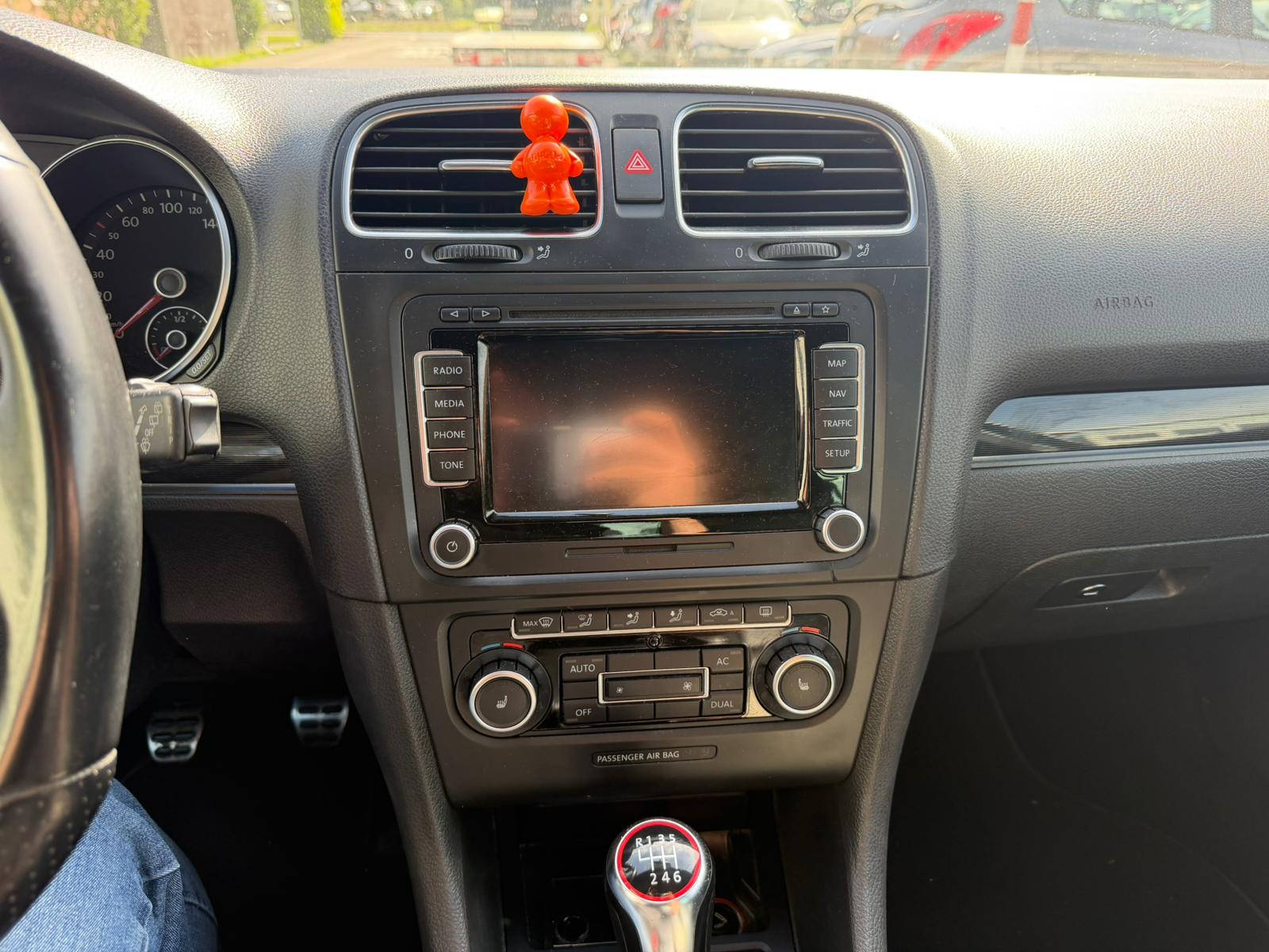 VW Golf 2.0 TSI GTI-image-8