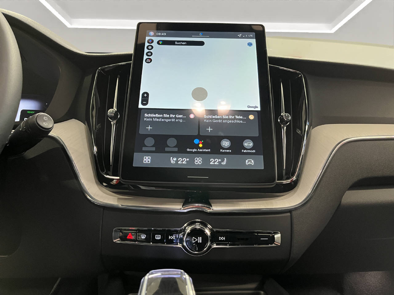 VOLVO XC60 2.0 T6 TE Plus Dark eAWD-image-11