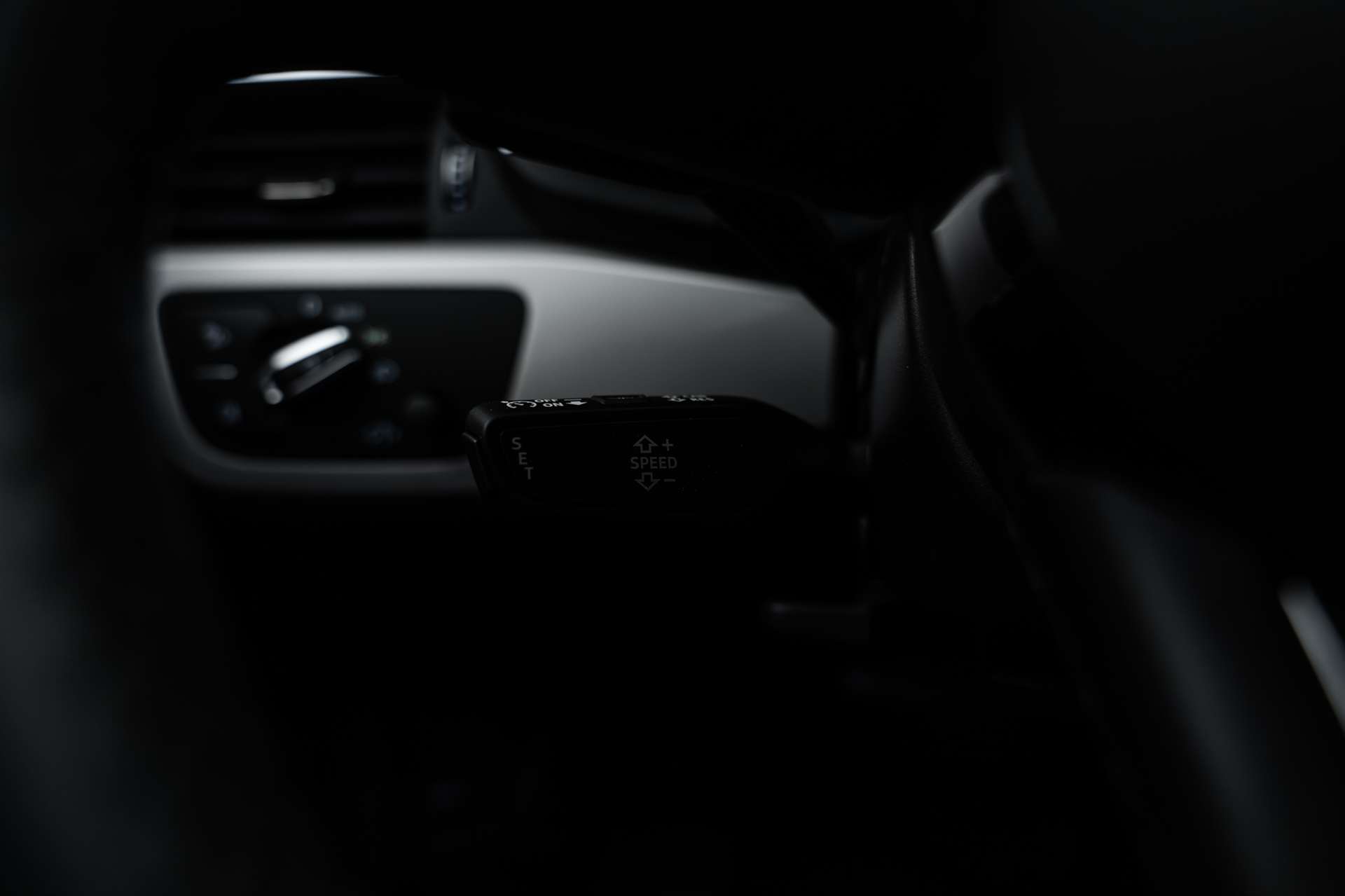 AUDI A4 Avant 35 TFSI S-tronic-image-25