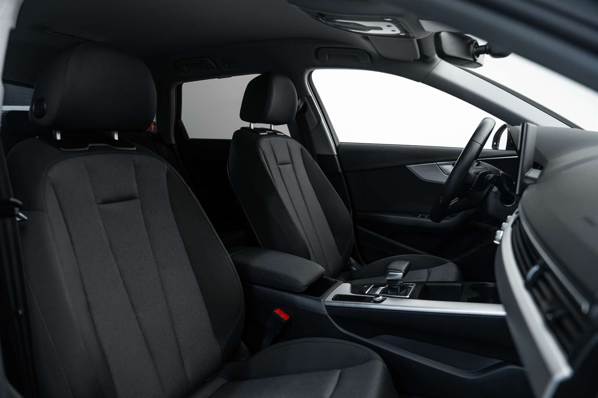 AUDI A4 Avant 35 TFSI S-tronic-image-11