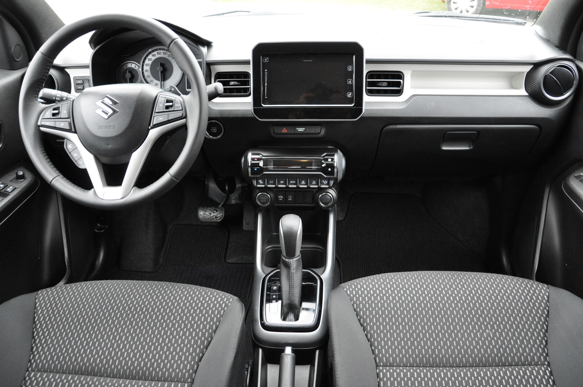 SUZUKI Ignis 1.2i Compact Top Hybrid CVT-image-8