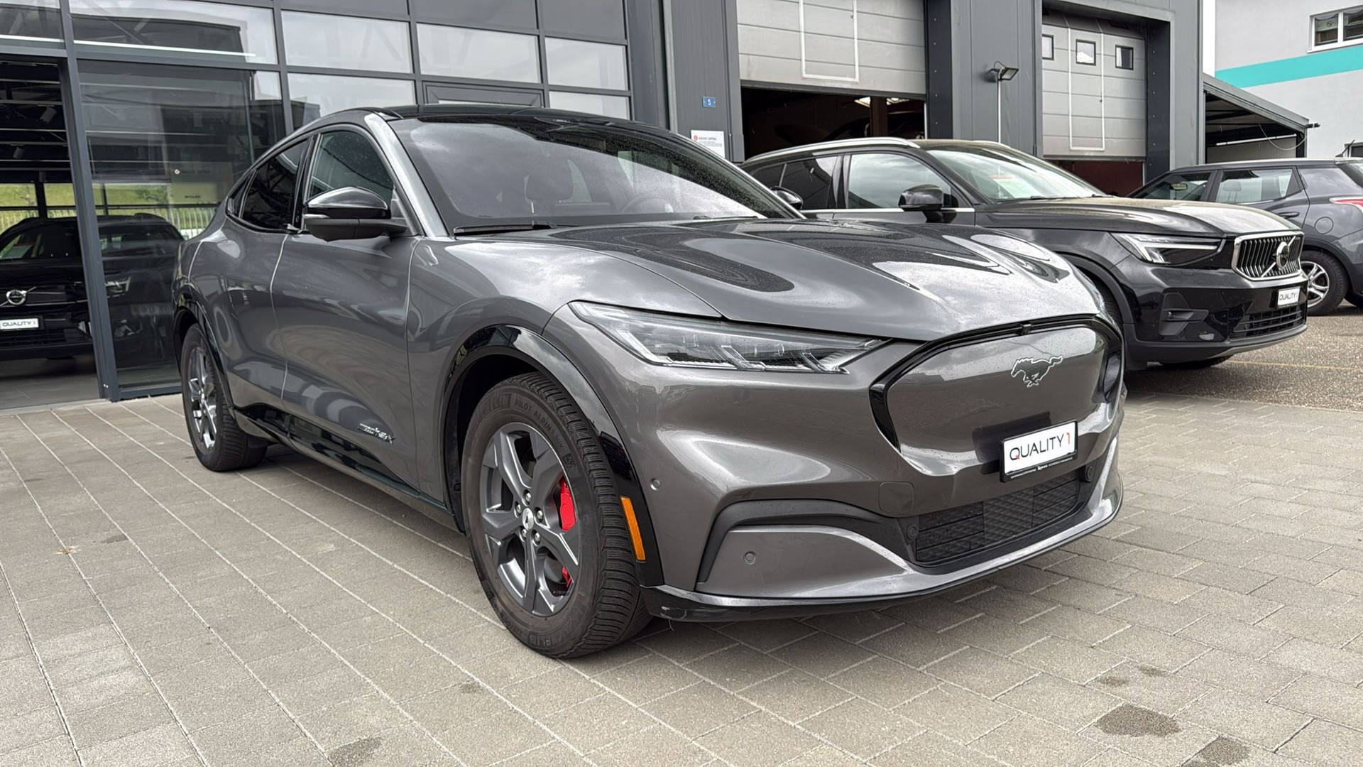 FORD Mustang MACH-E AWD 91 kWh-image-11