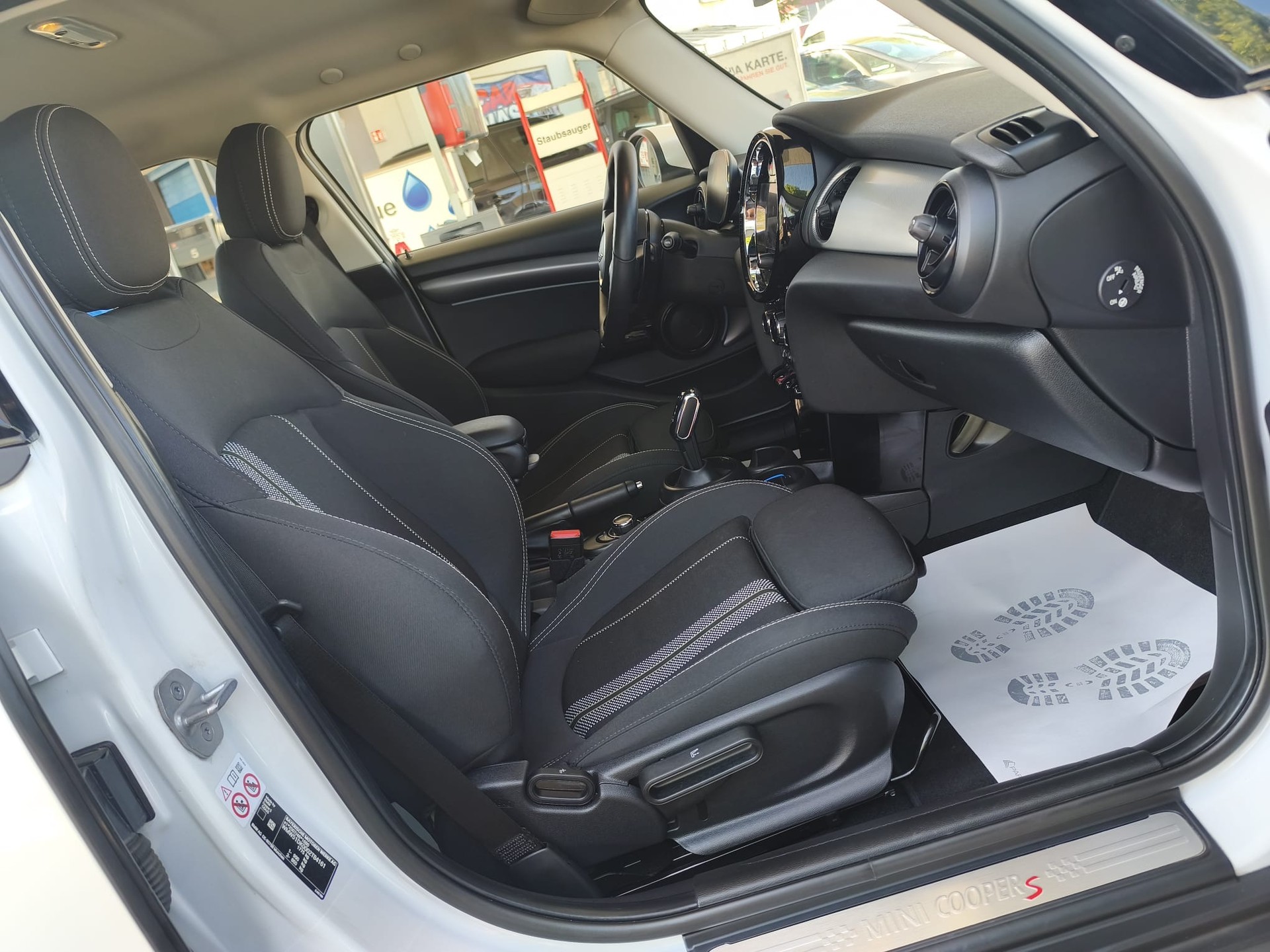 MINI Cooper S Steptronic DKG-image-8