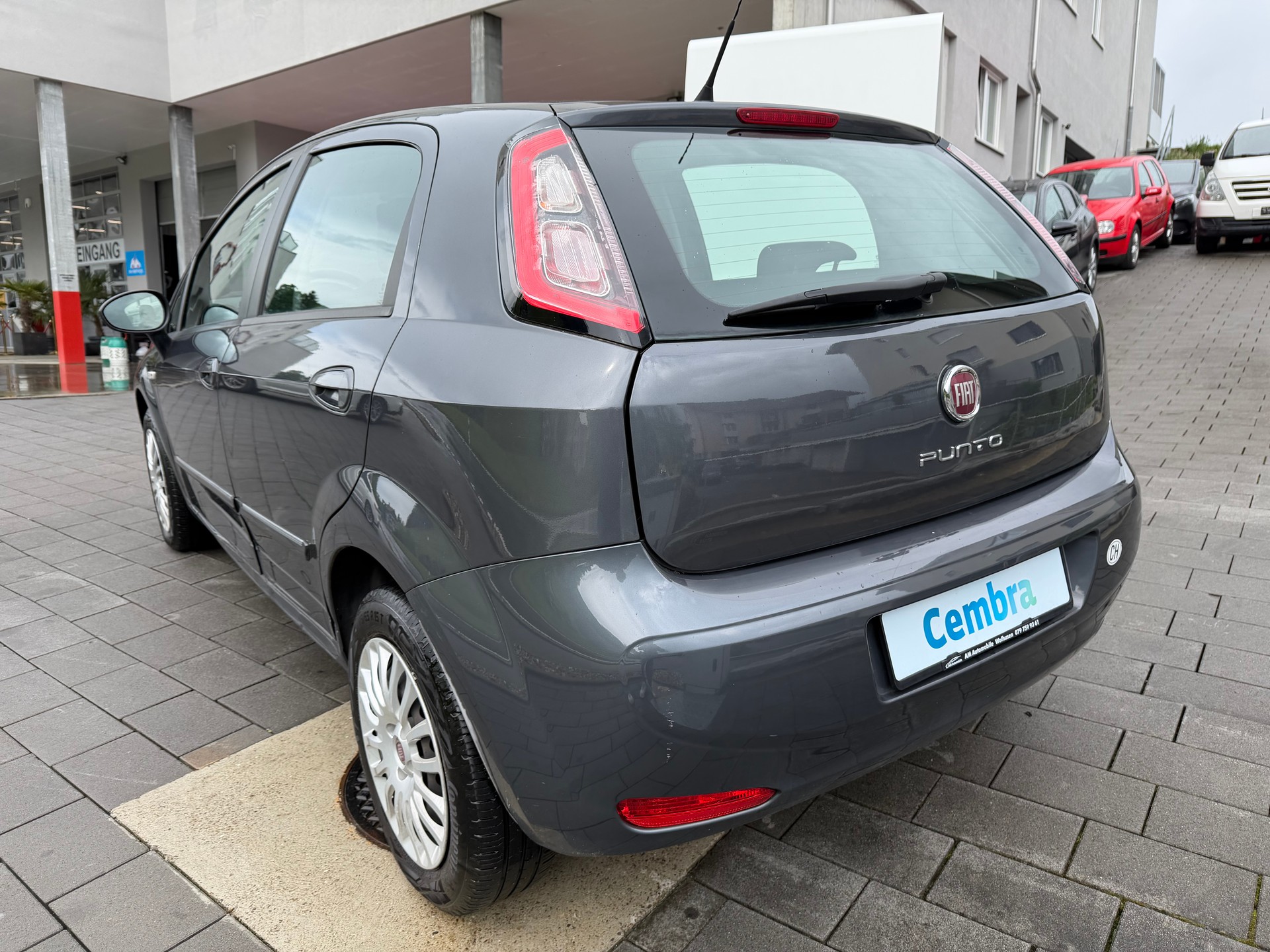 FIAT Punto 1.4 Lounge-image-2