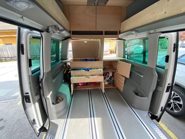 VW T5 Multivan 2.0 Bi-TDI CR Highline 4Motion-image-1